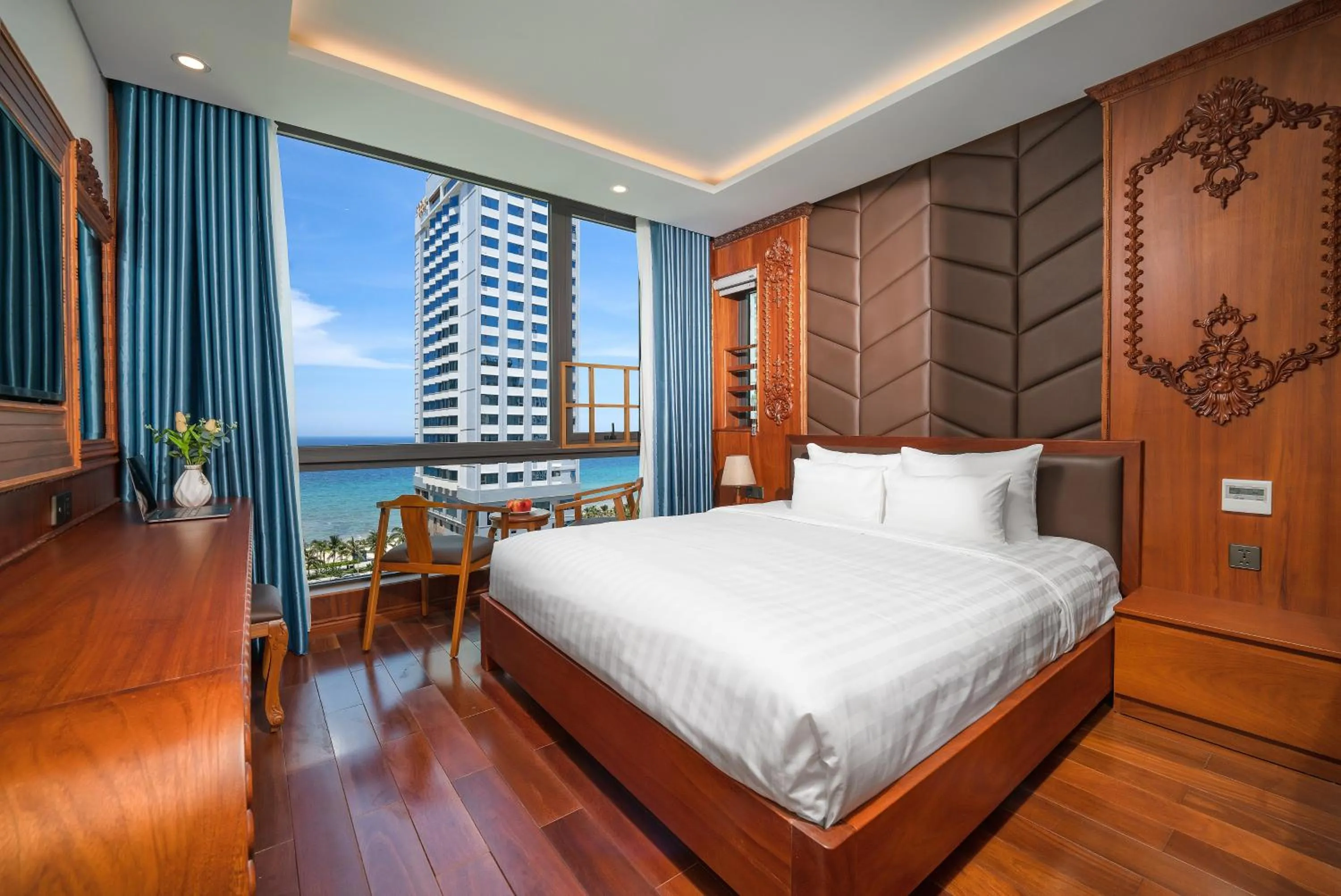 Deluxe Double Room in Monalisa Luxury Hotel