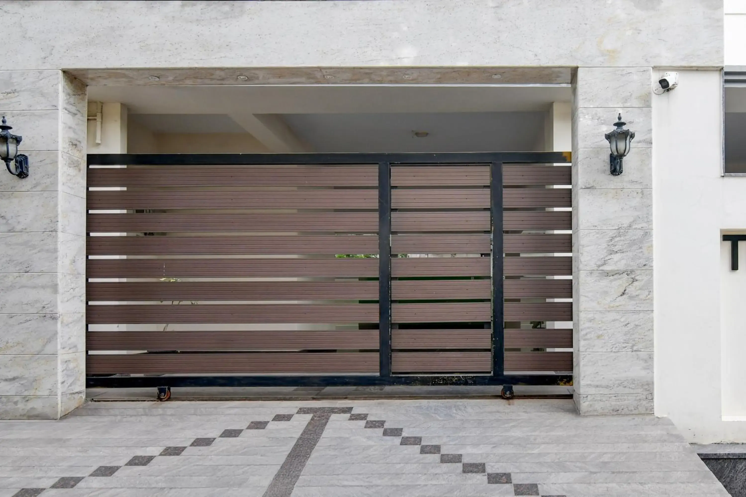 Facade/entrance in Townhouse The 36 Inn Facade/entrance in Townhouse The 36 Inn