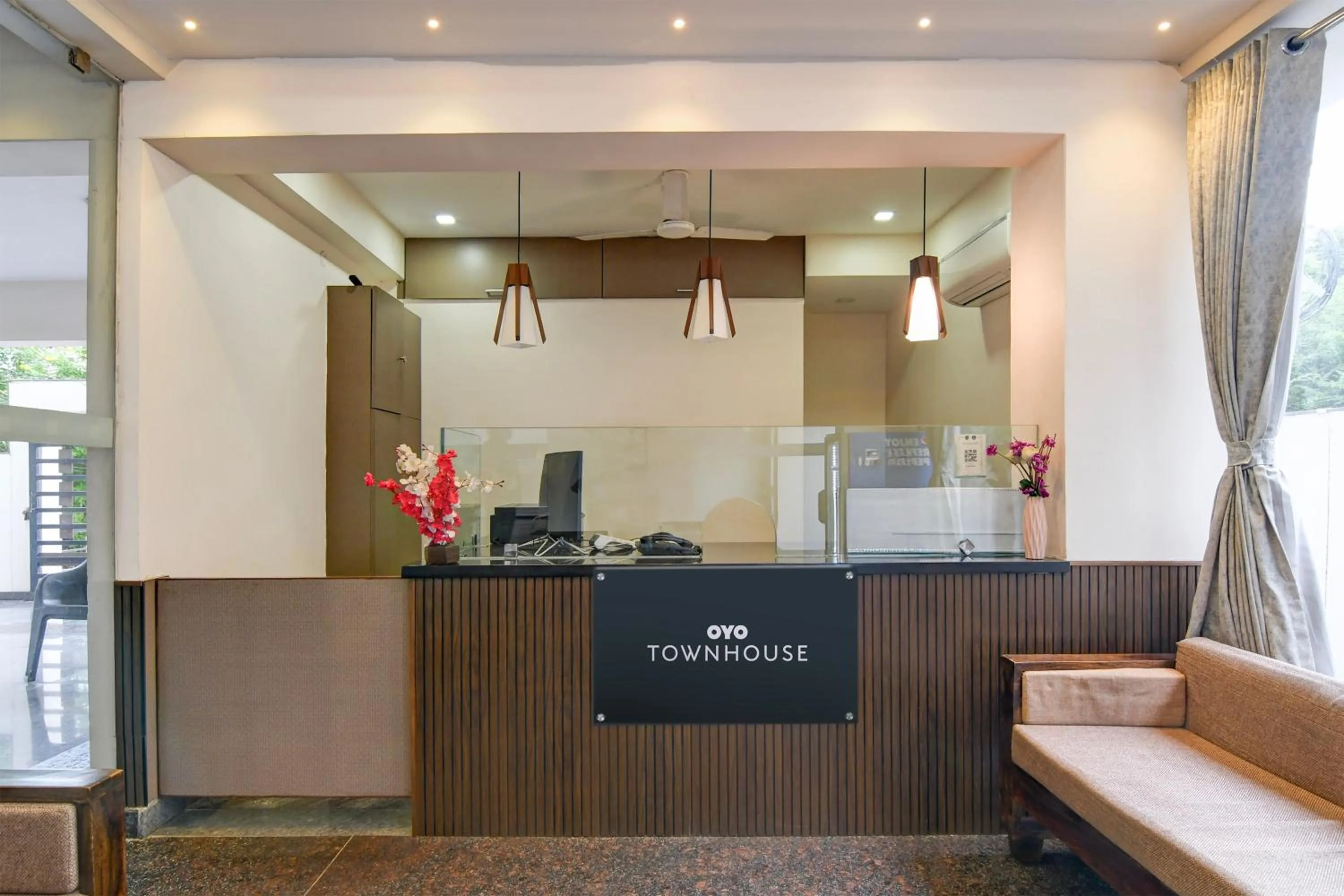 Lobby or reception in Townhouse The 36 Inn