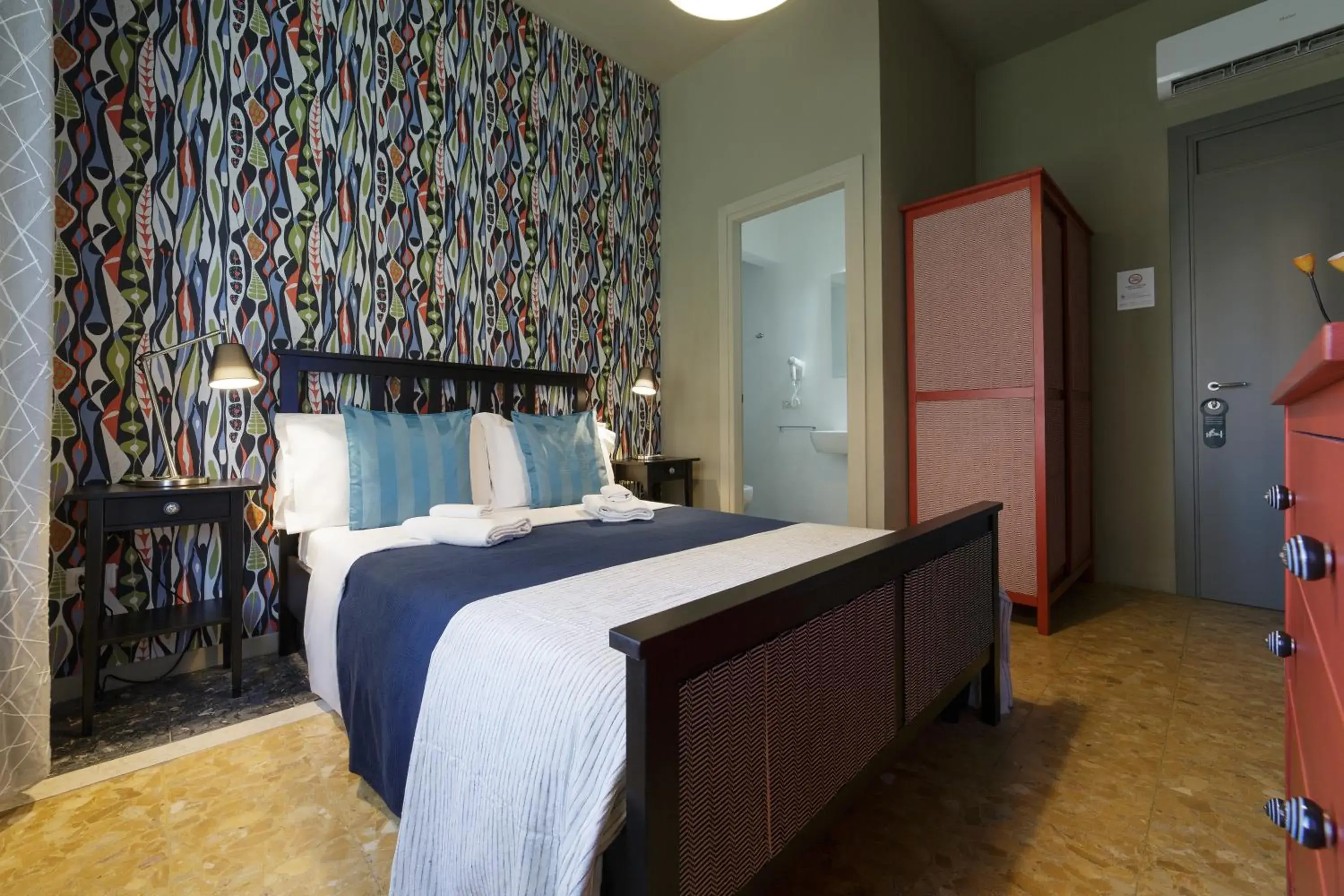Small Double Room in GUEST HOUSE SONNINO 37 Cagliari Small Double Room in GUEST HOUSE SONNINO 37 Cagliari