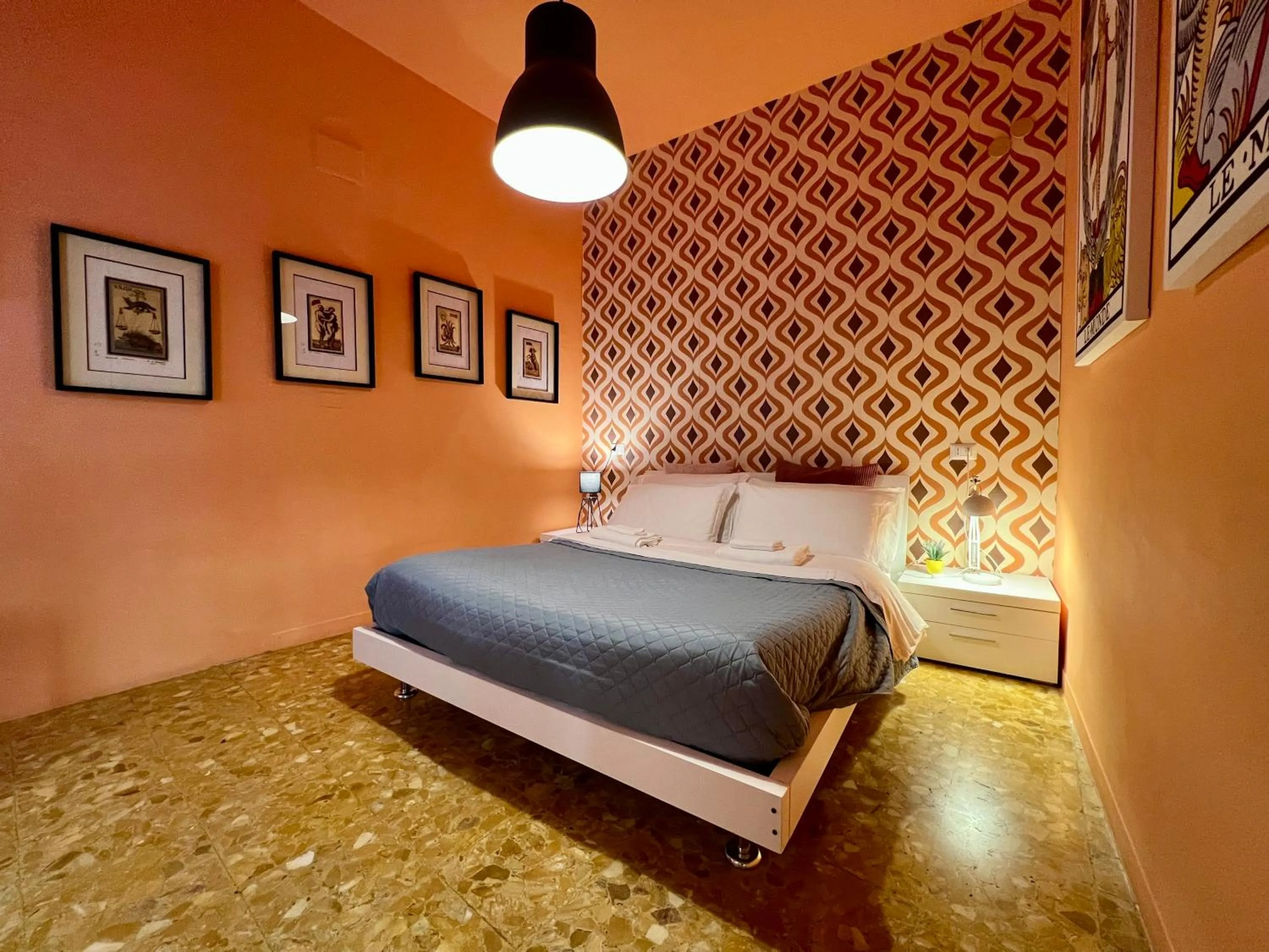 Bed in GUEST HOUSE SONNINO 37 Cagliari