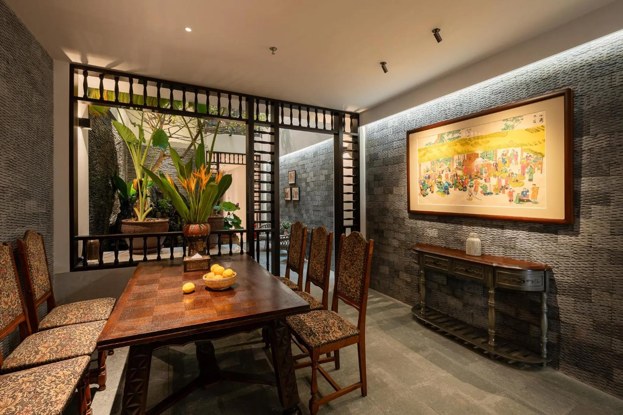 Patio in Le Parfum Apartment and Hotel