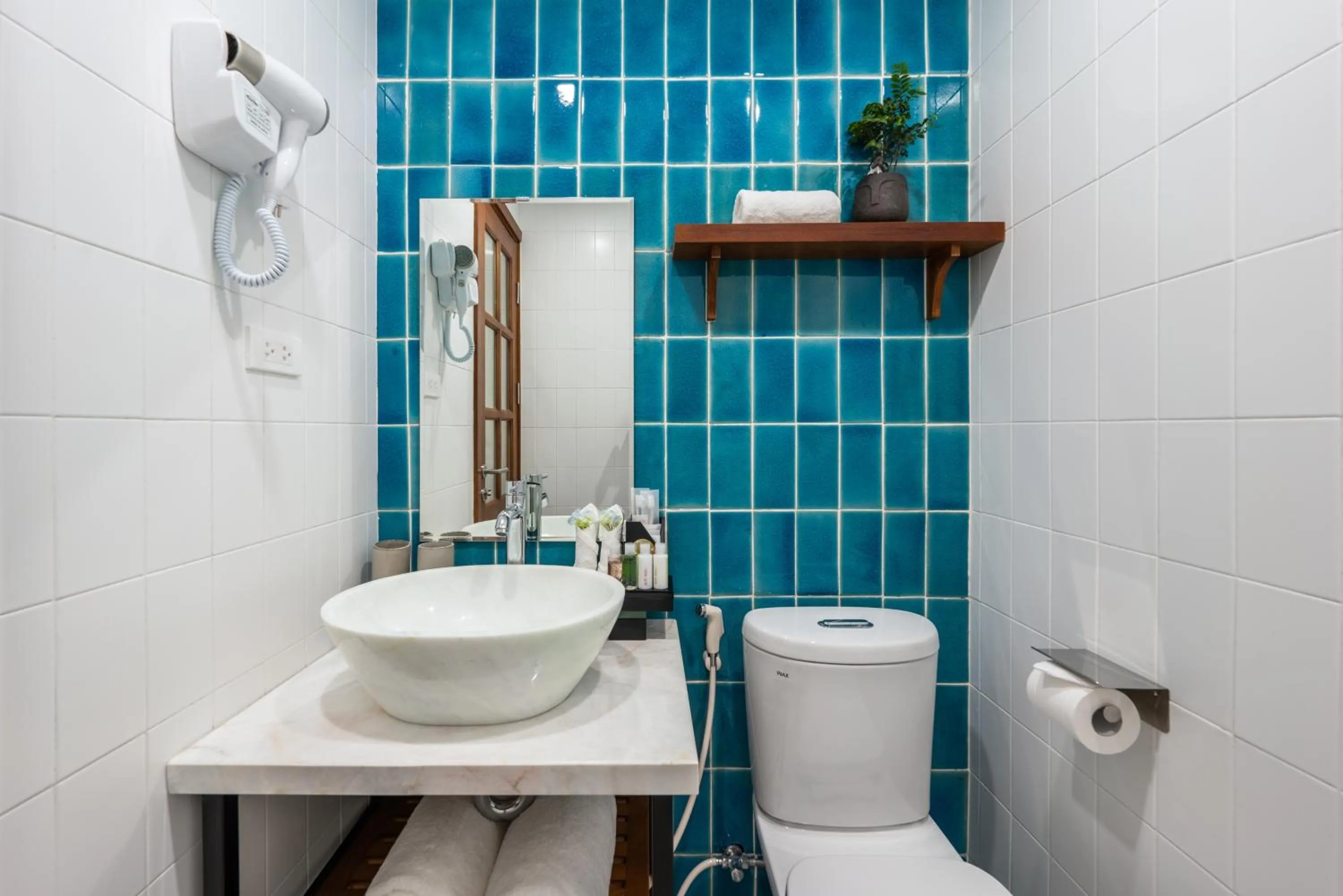 Toilet in Le Parfum Apartment and Hotel