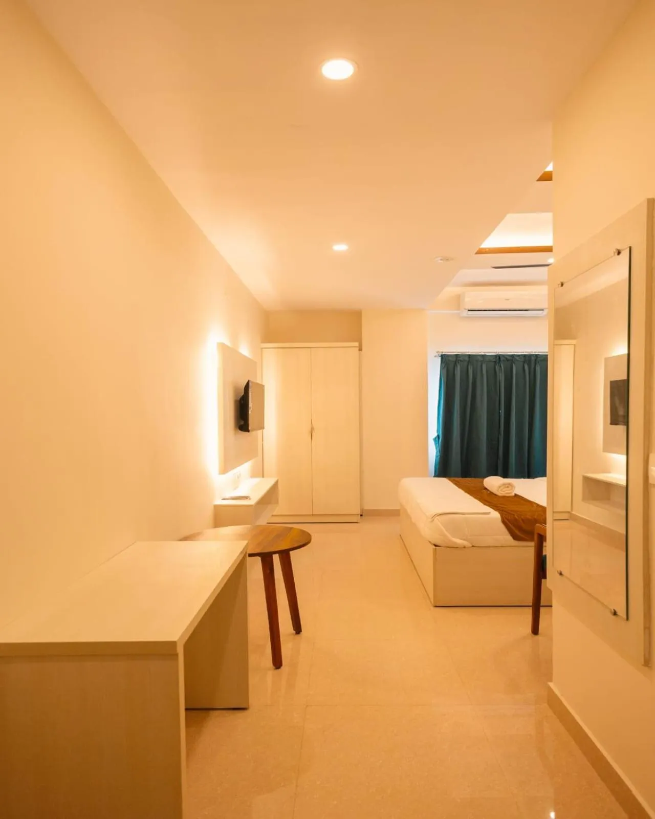 Bed in Uptown Suites