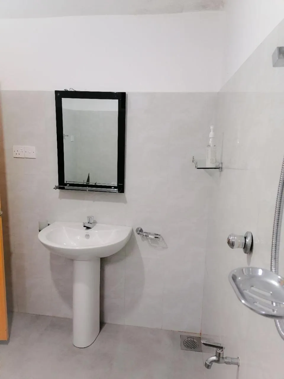 Bathroom in Urban Galle Villa