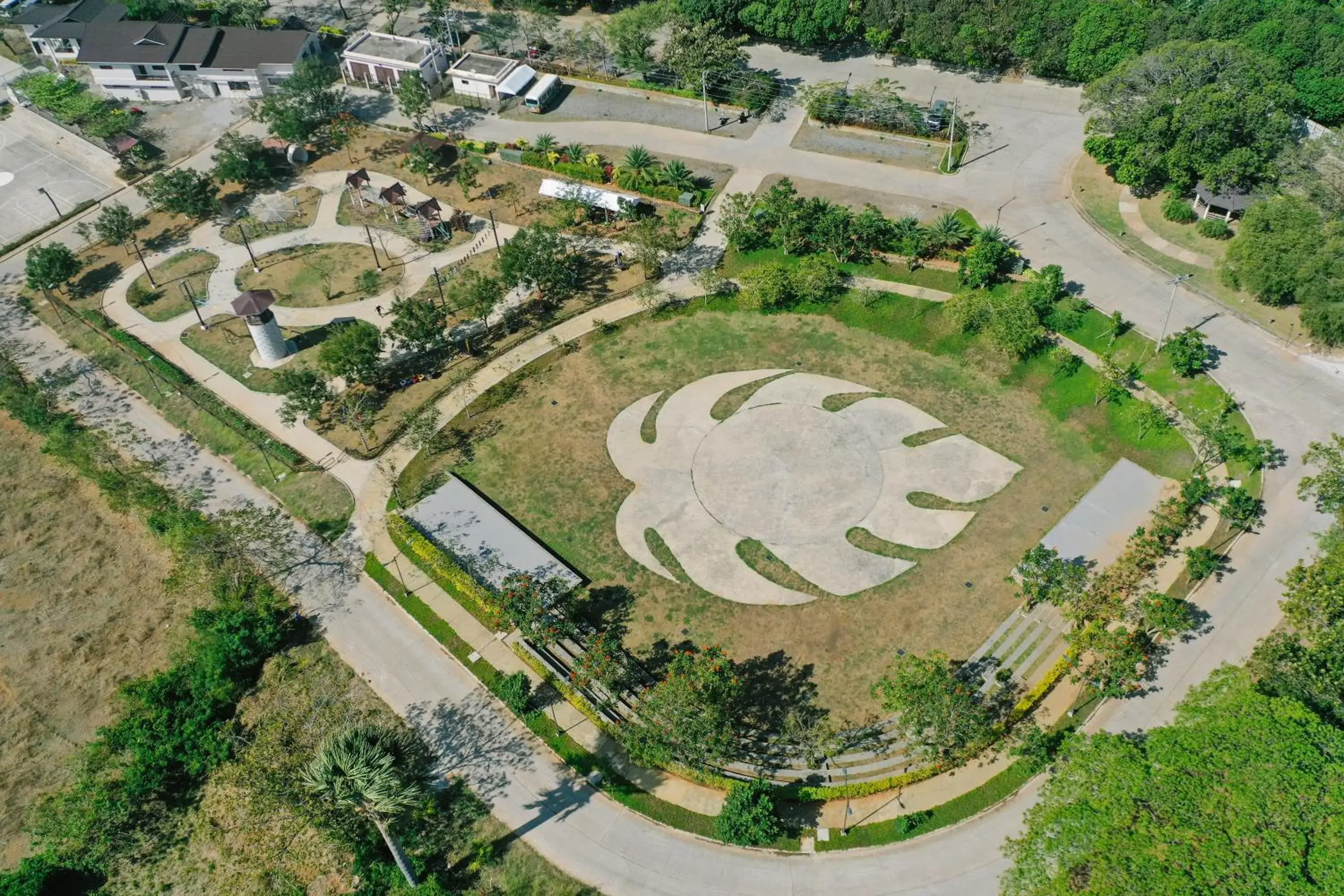 Property building in La Jolla Hotel and Beach Resort Property building in La Jolla Hotel and Beach Resort