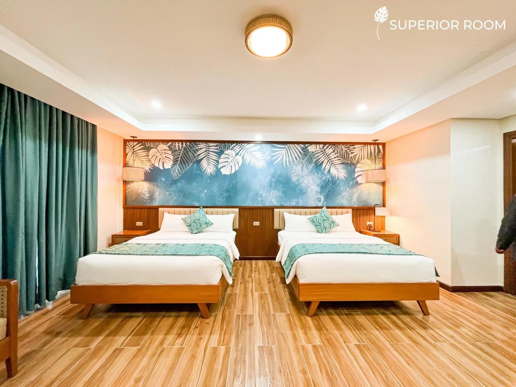 Bed in La Jolla Hotel and Beach Resort