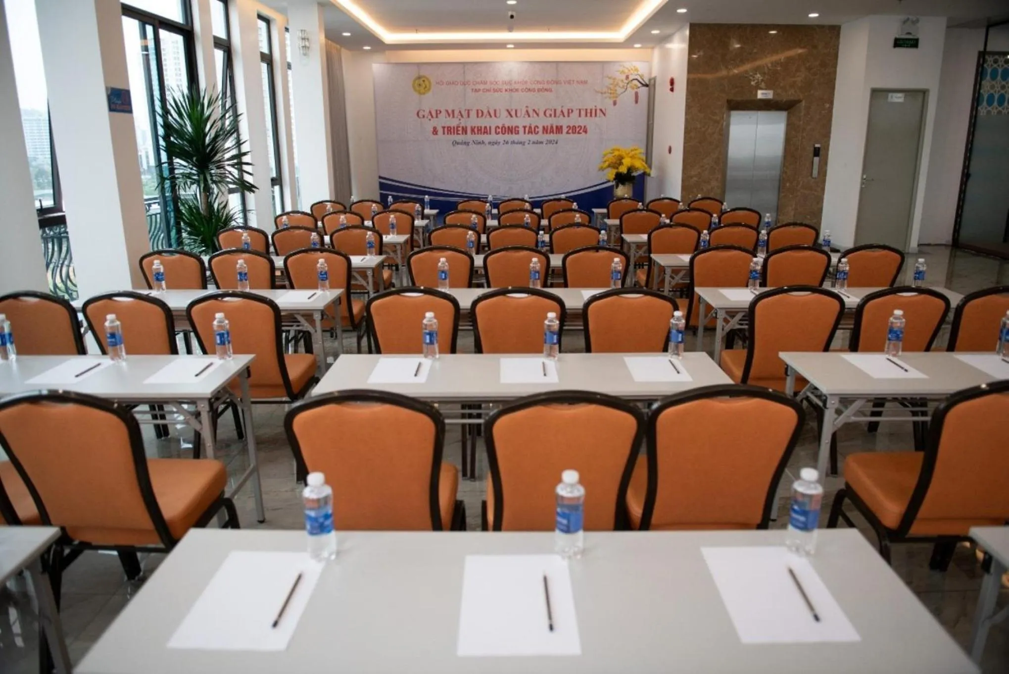 Meeting/conference room in Danitel Halong