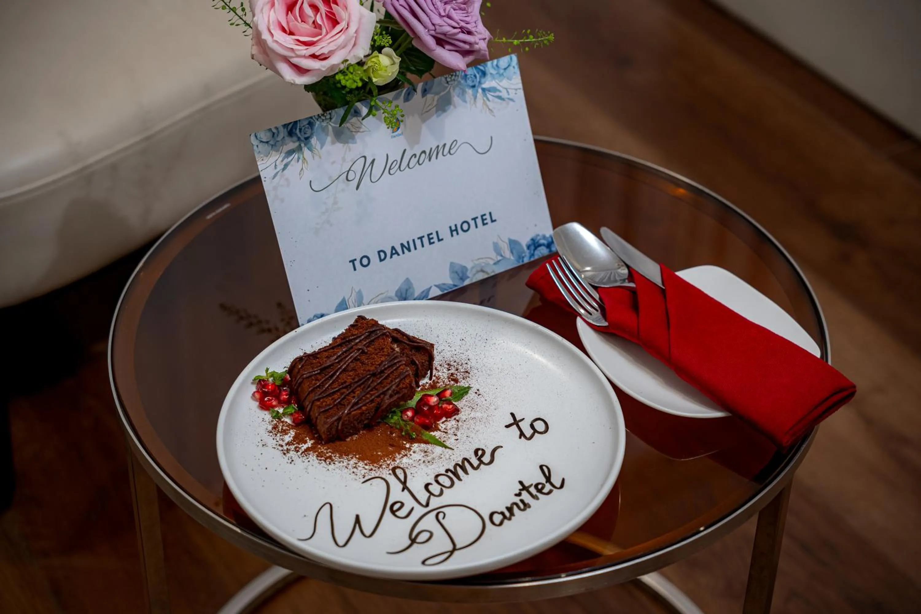 Food and drinks in Danitel Halong