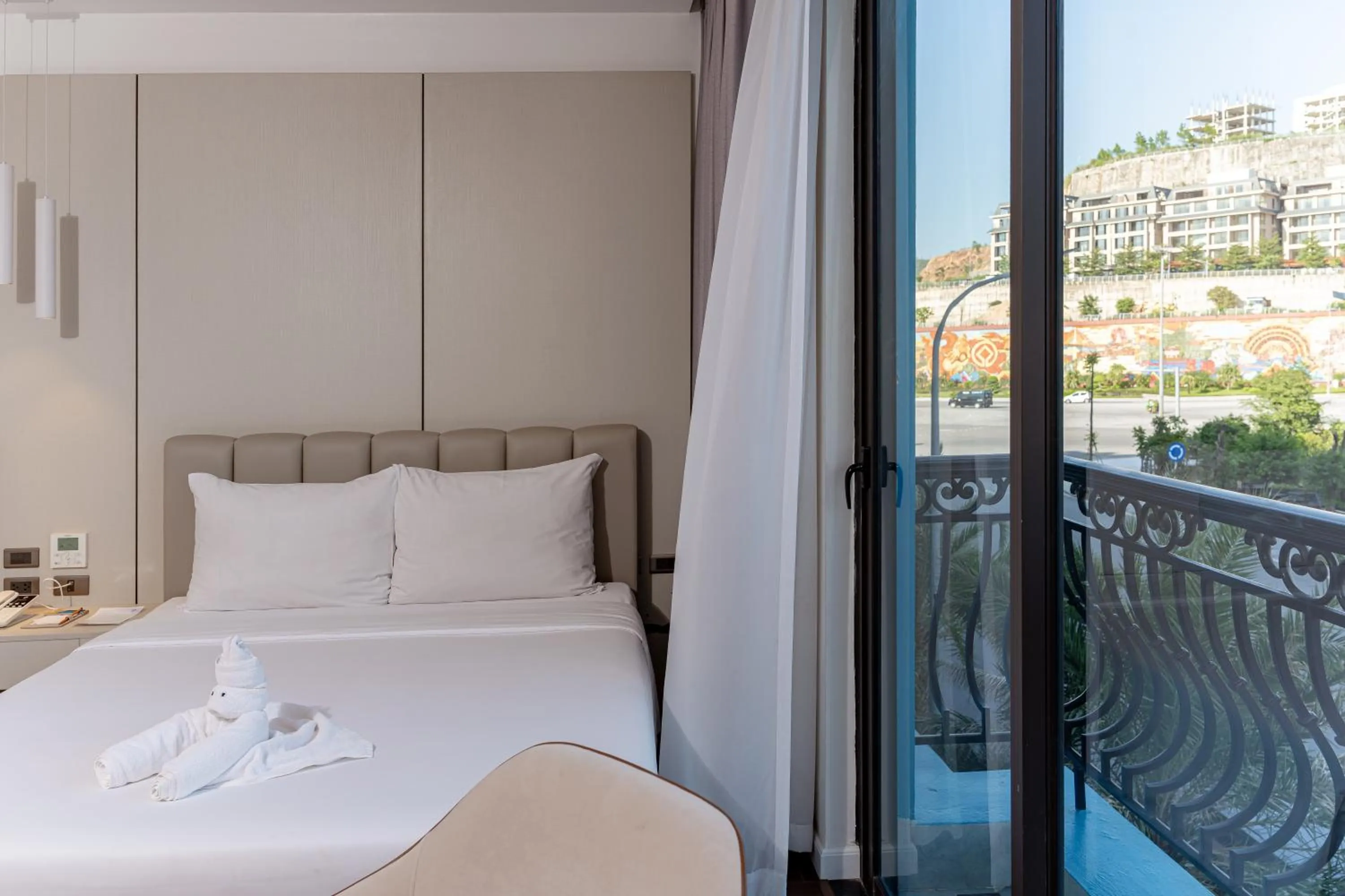 Bed in Danitel Halong