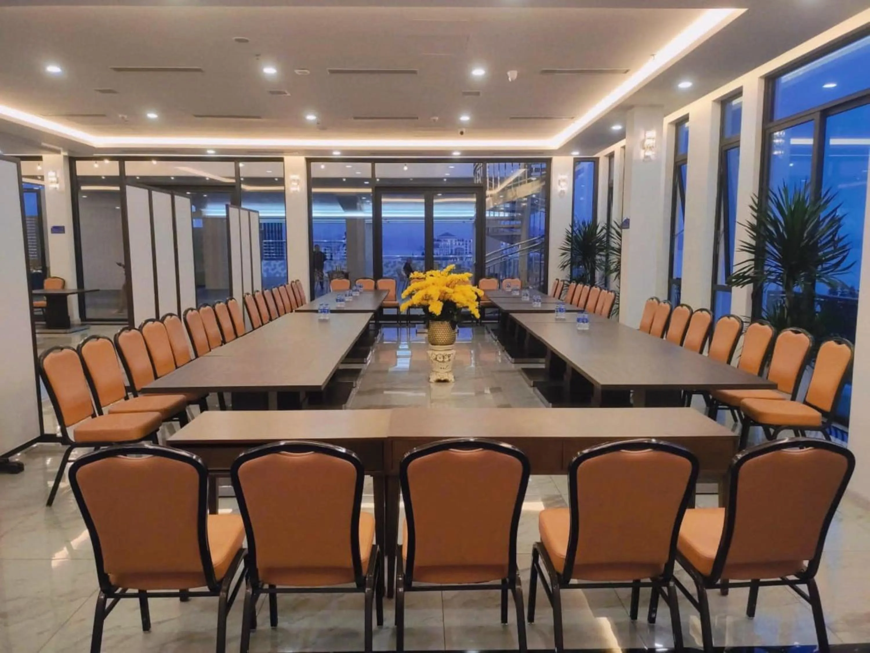 Meeting/conference room in Danitel Halong