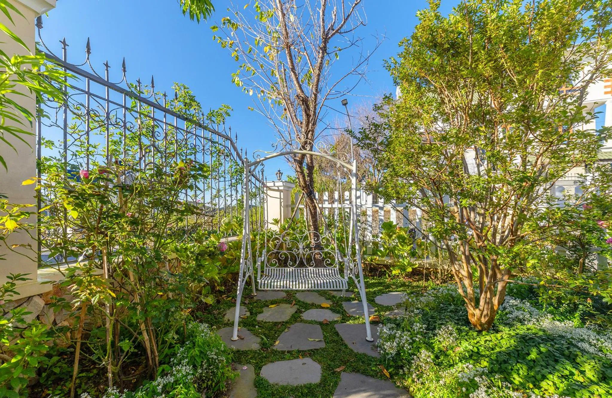 Day in Cerasoi Boutique Villa Dalat