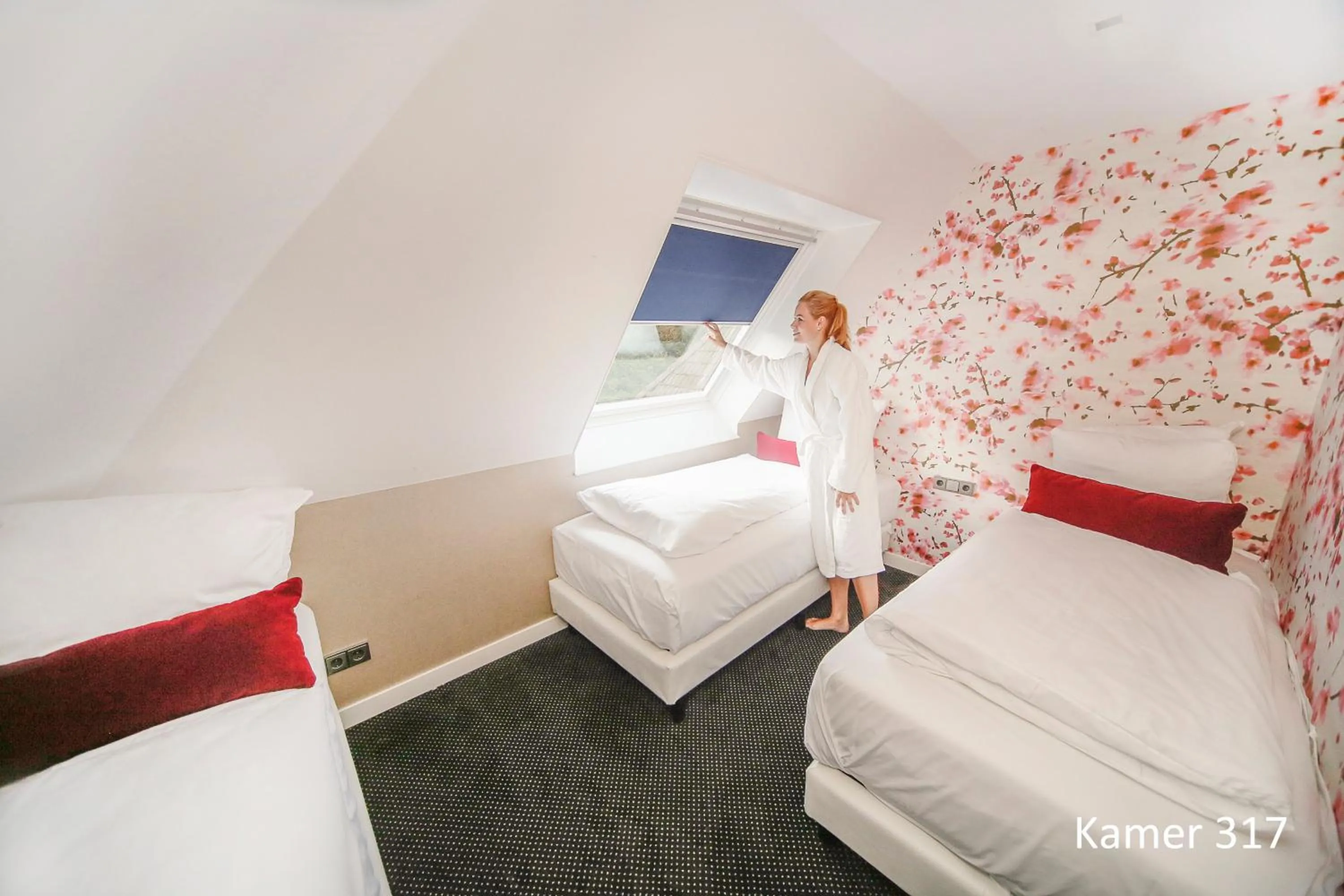 Bedroom, Bed in Van der Valk Hotel Assen