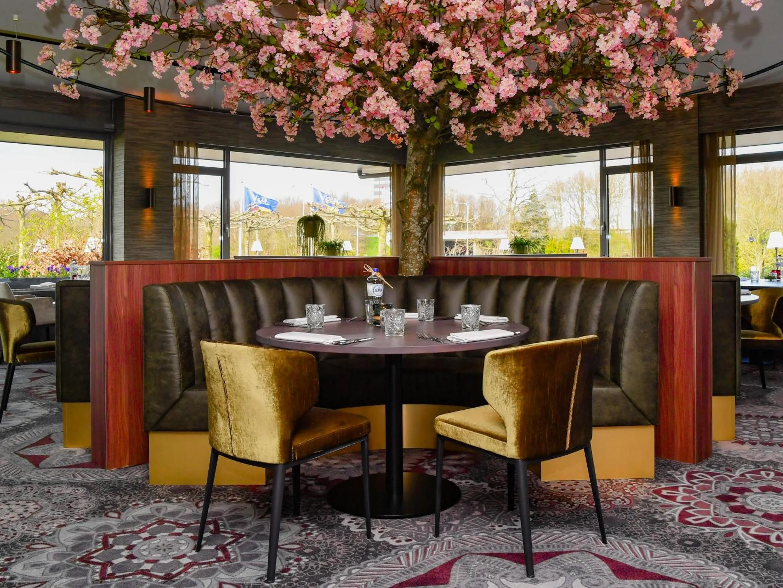 Restaurant/places to eat in Van der Valk Hotel Assen