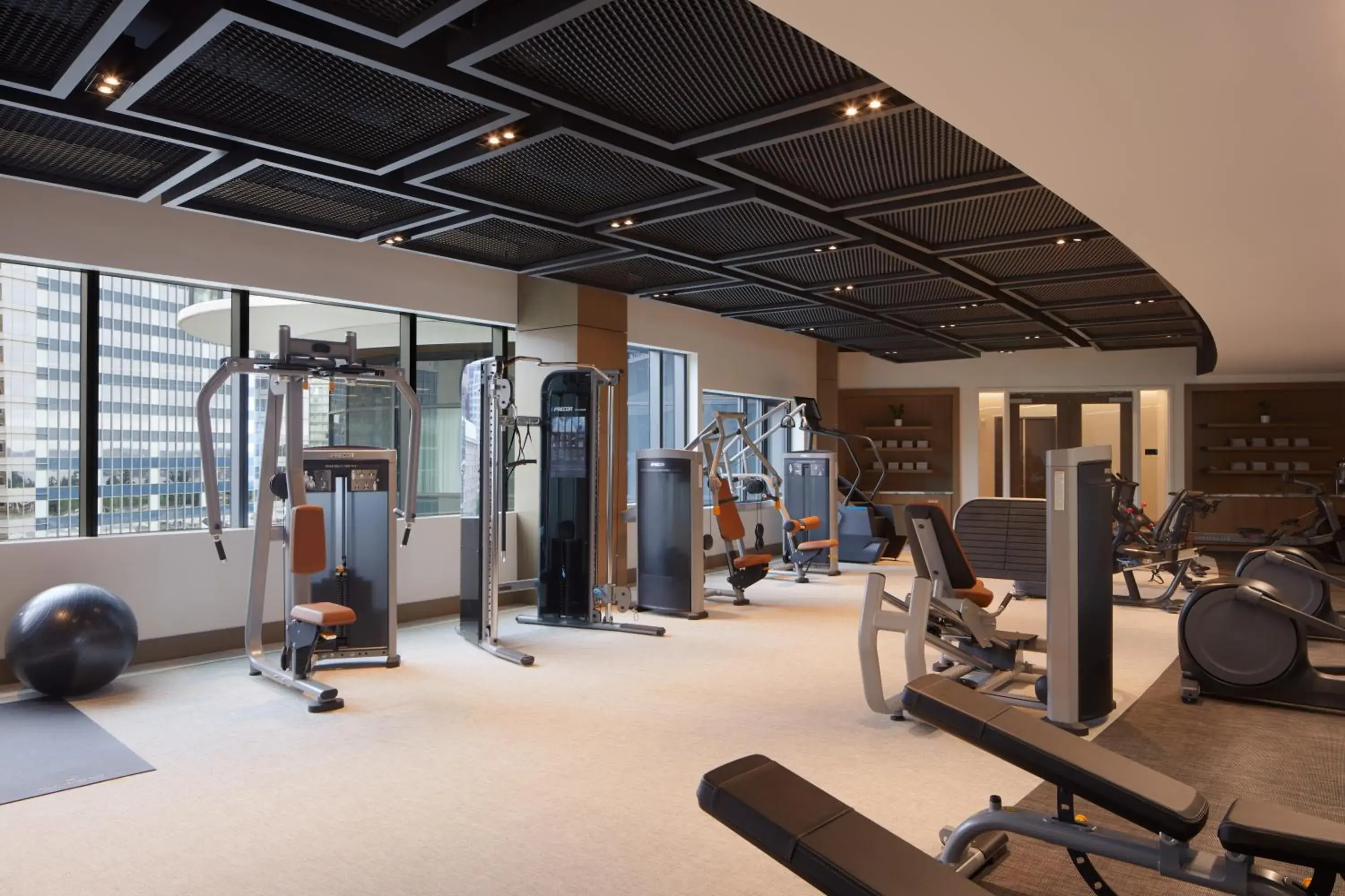 Fitness centre/facilities in InterContinental Seattle Bellevue, by IHG Fitness centre/facilities in InterContinental Seattle Bellevue, by IHG