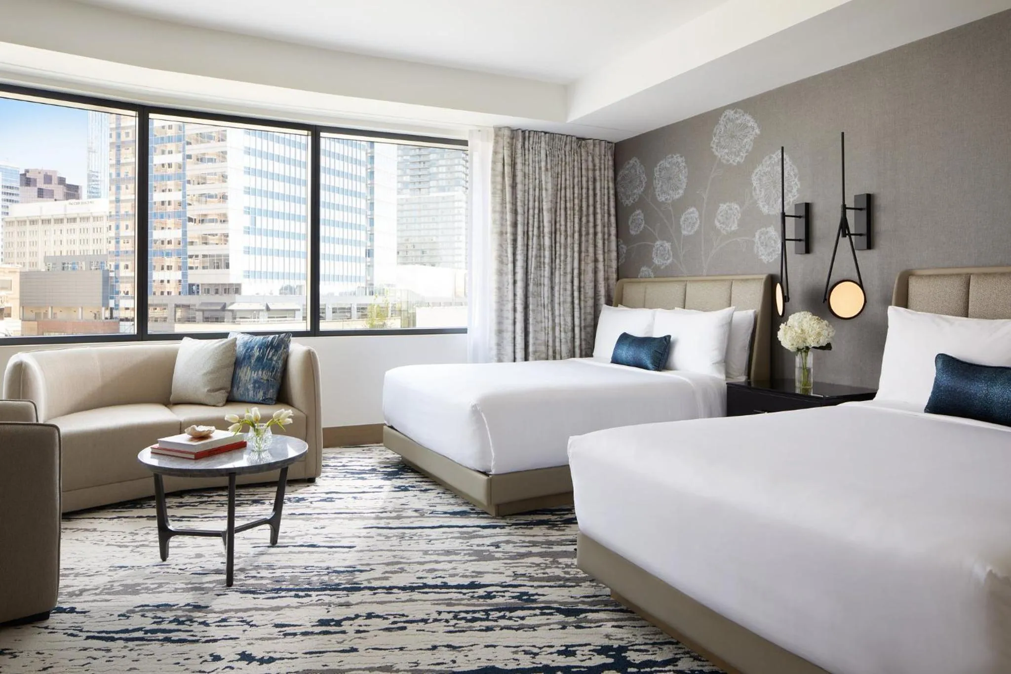 Photo of the whole room, Bed in InterContinental Seattle Bellevue, by IHG