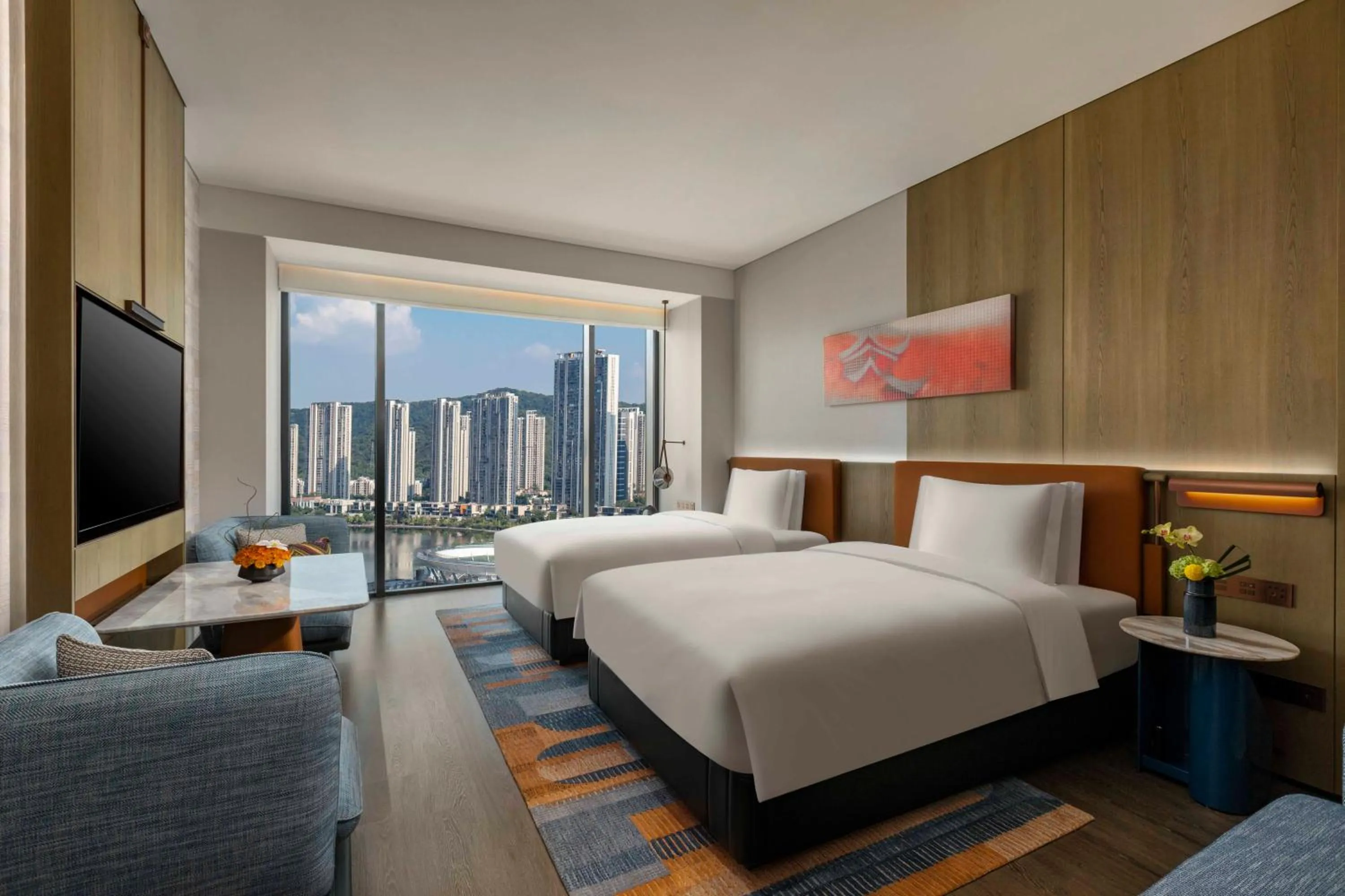 Photo of the whole room, Bed in Hotel Indigo Changsha Meixi Lake