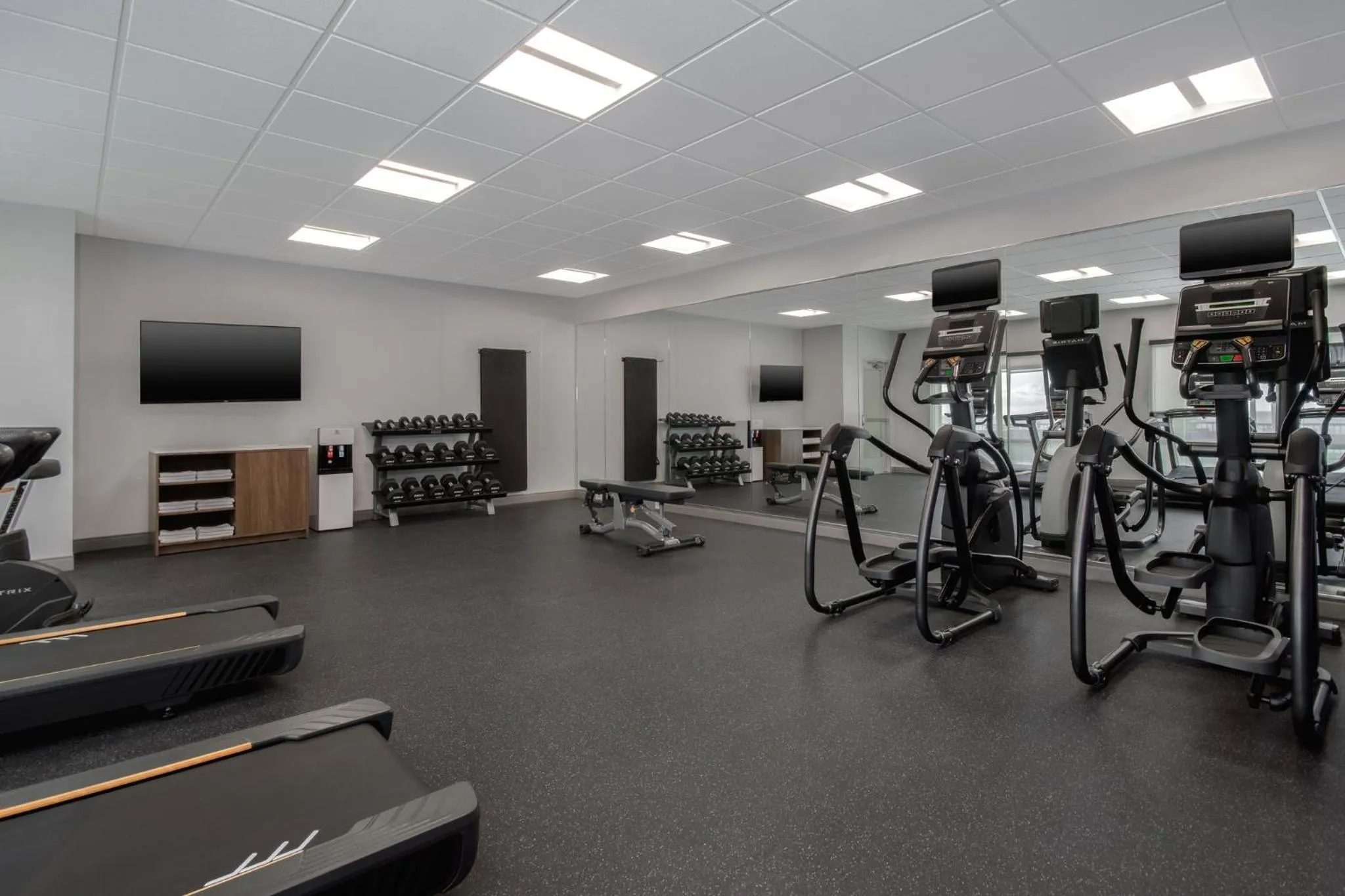 Fitness centre/facilities in Holiday Inn Express & Suites Oscoda by IHG