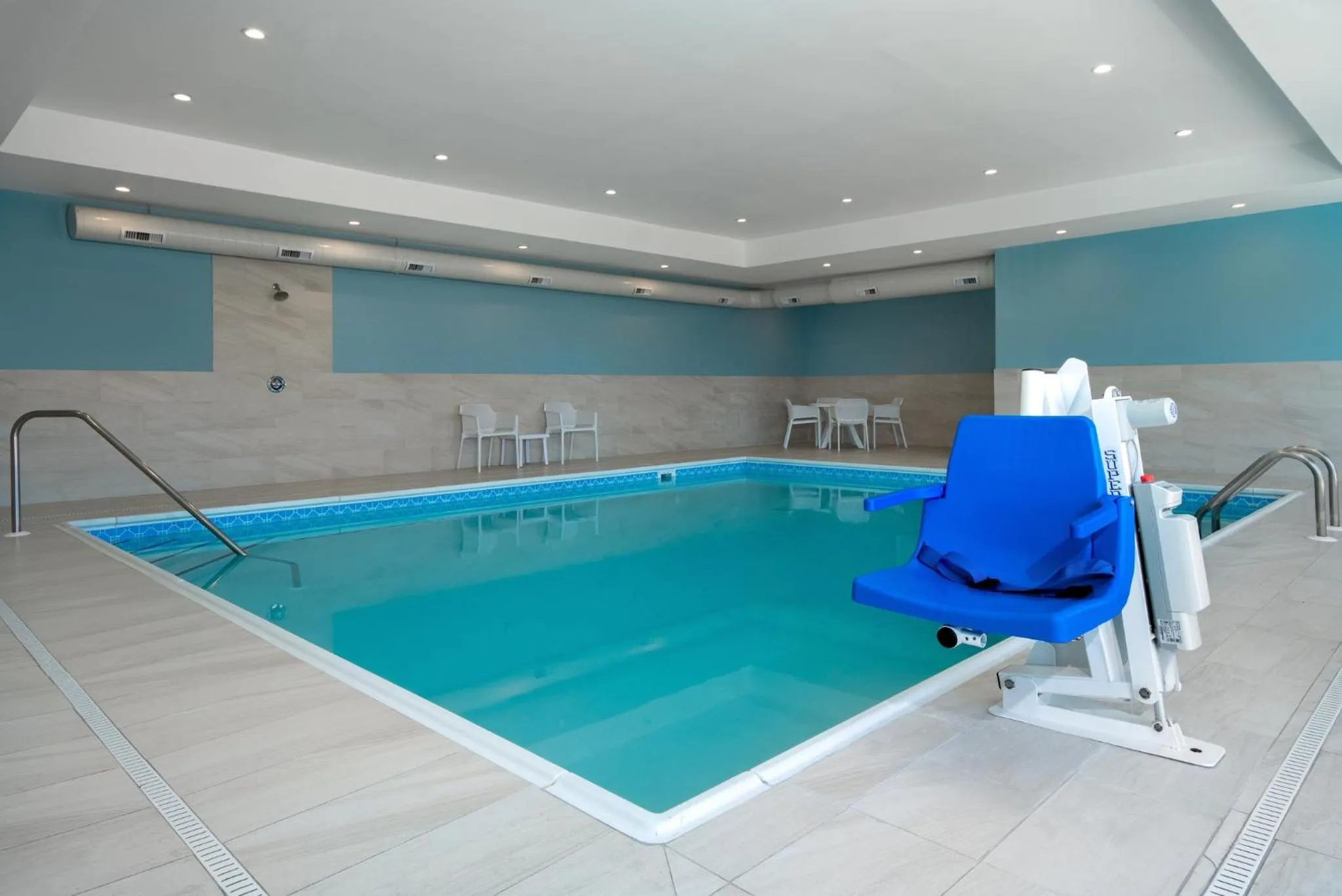 Swimming pool in Holiday Inn Express & Suites Oscoda by IHG