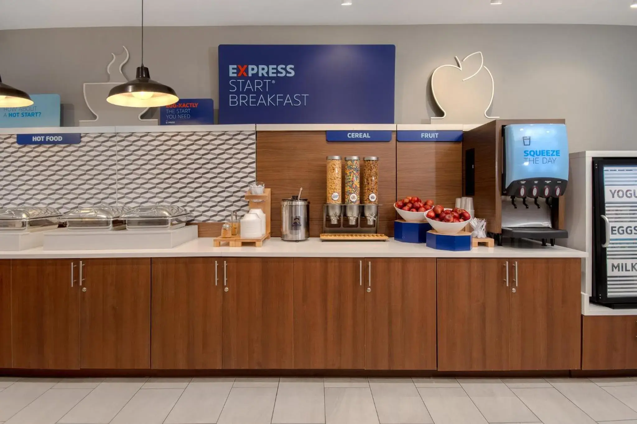 Breakfast in Holiday Inn Express & Suites Oscoda by IHG Breakfast in Holiday Inn Express & Suites Oscoda by IHG