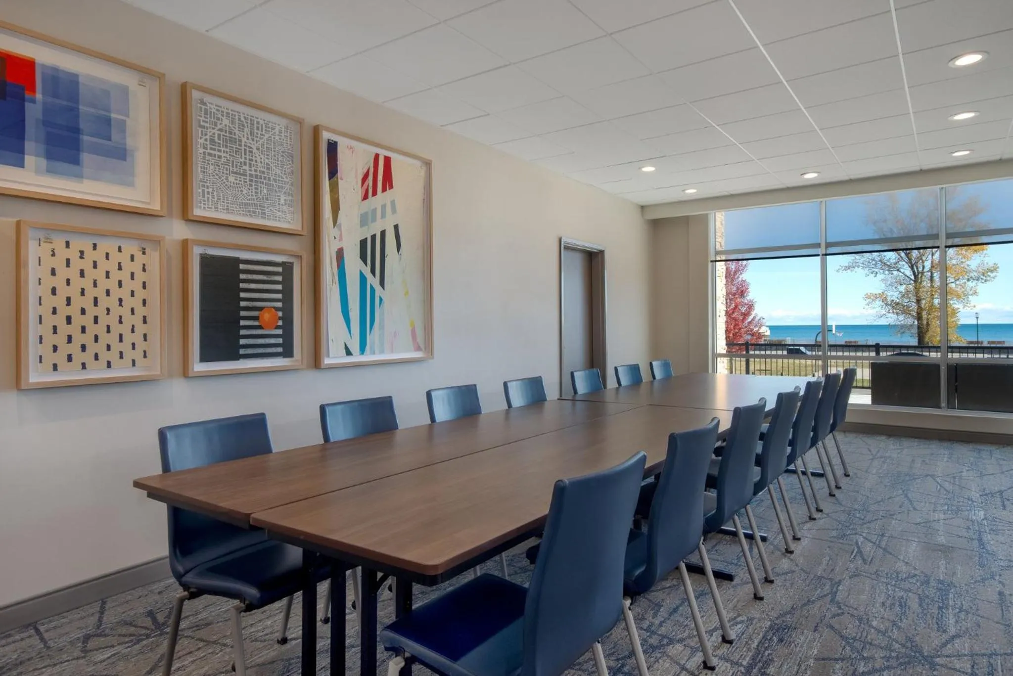 Meeting/conference room in Holiday Inn Express & Suites Oscoda by IHG
