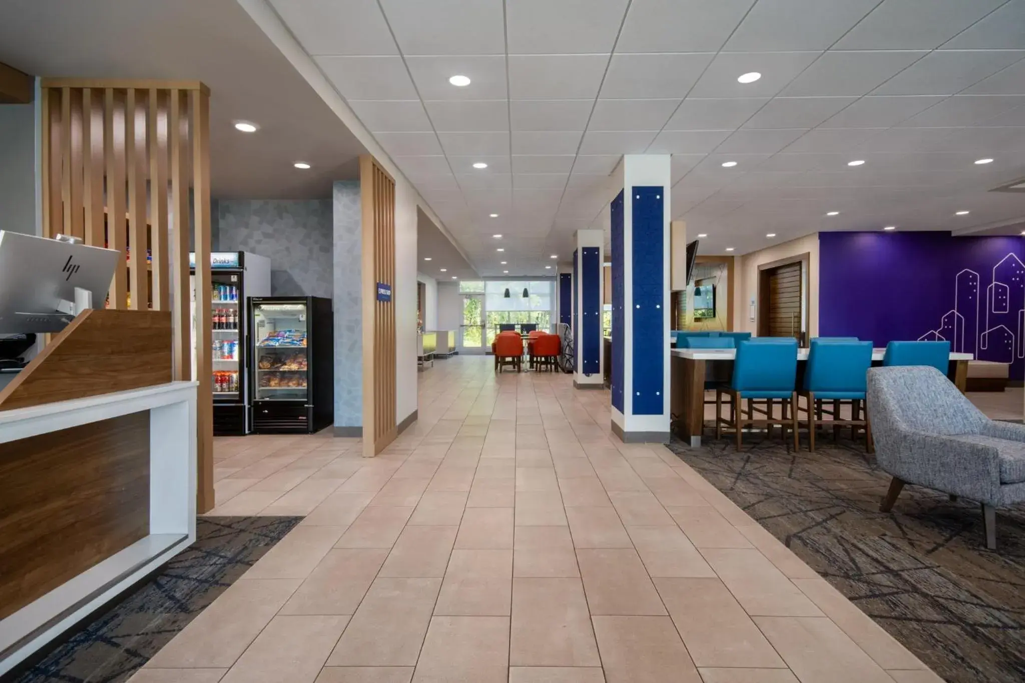Property building in Holiday Inn Express & Suites Muskegon - Grand Haven by IHG Property building in Holiday Inn Express & Suites Muskegon - Grand Haven by IHG