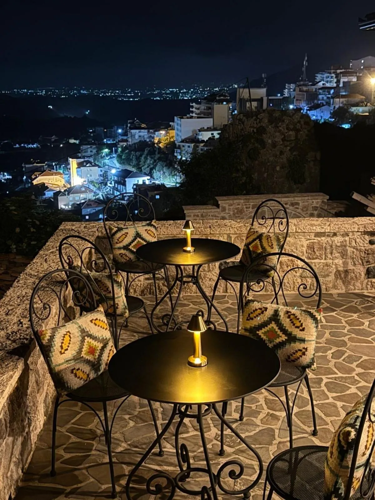 Lounge or bar in Kruja Albergo Diffuso , Inside Kruja Castle