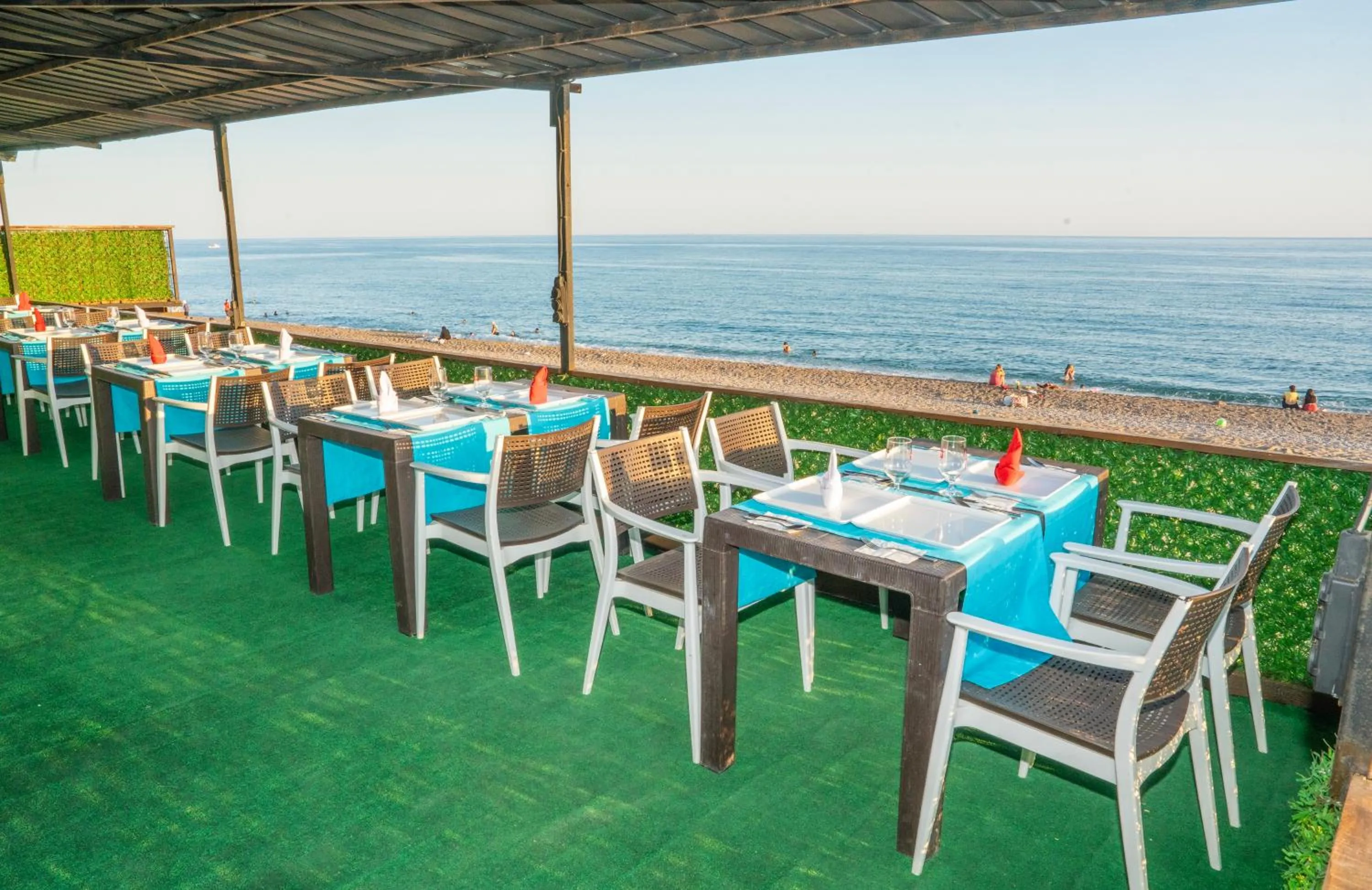 Restaurant/places to eat in Aperion Beach Hotel Side