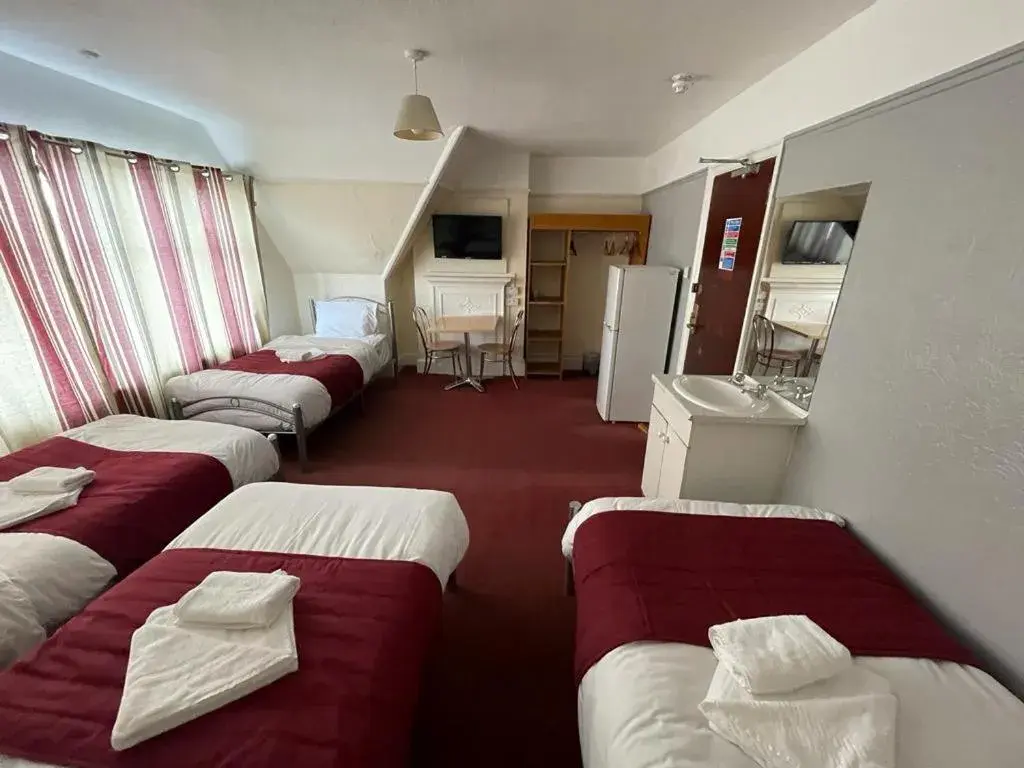 Bed in ST NICHOLAS HOTEL Bed in ST NICHOLAS HOTEL