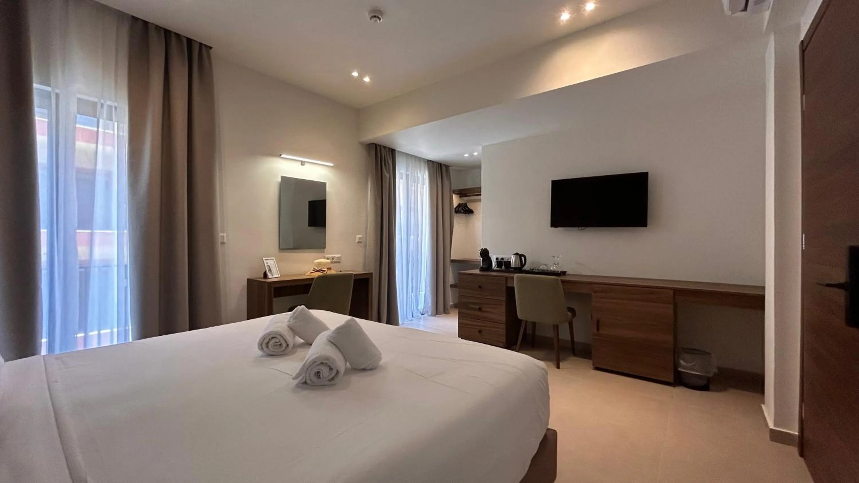 Bedroom, Bed in Elite Centre