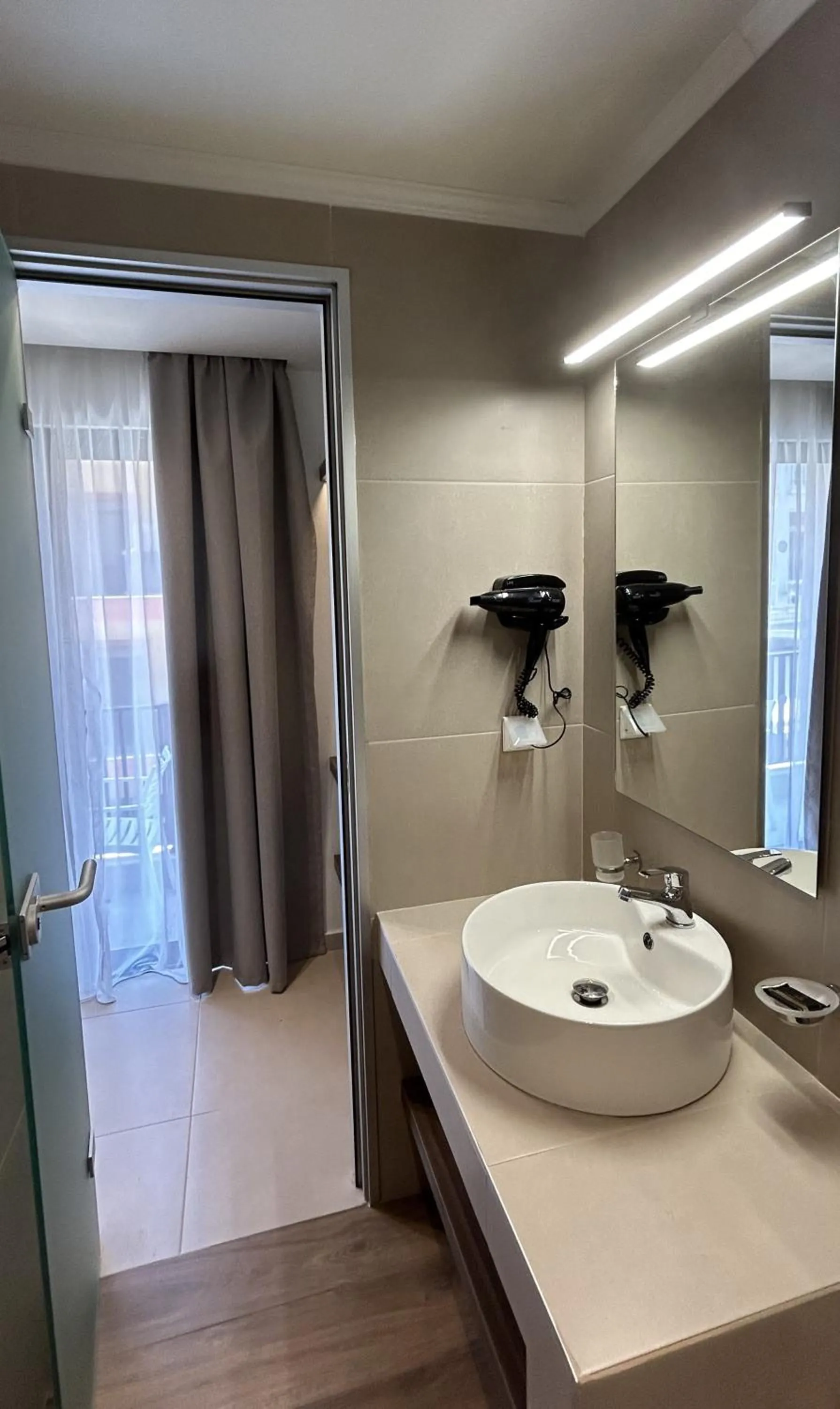 Toilet in Elite Centre