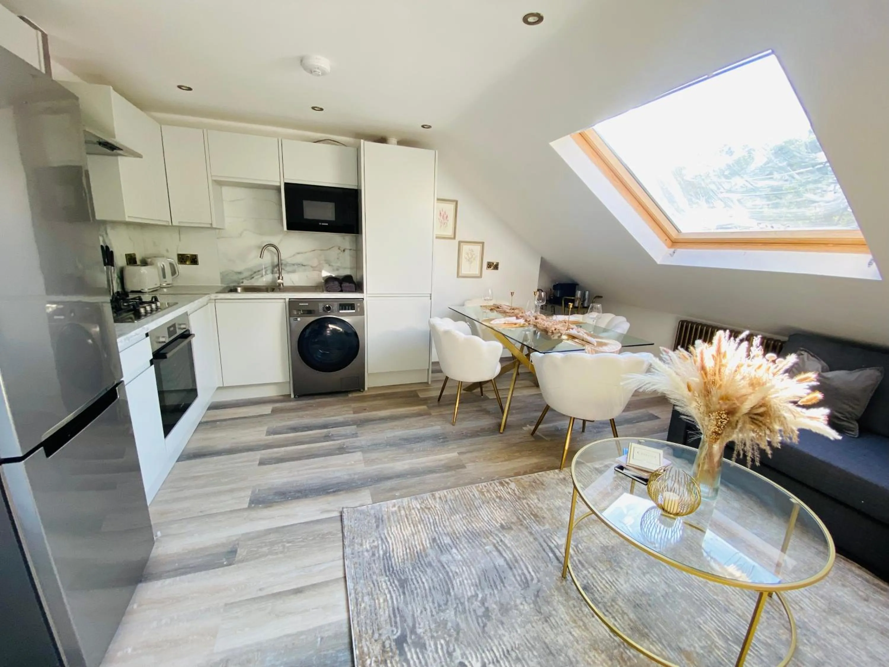 Apartment in Stepney Green