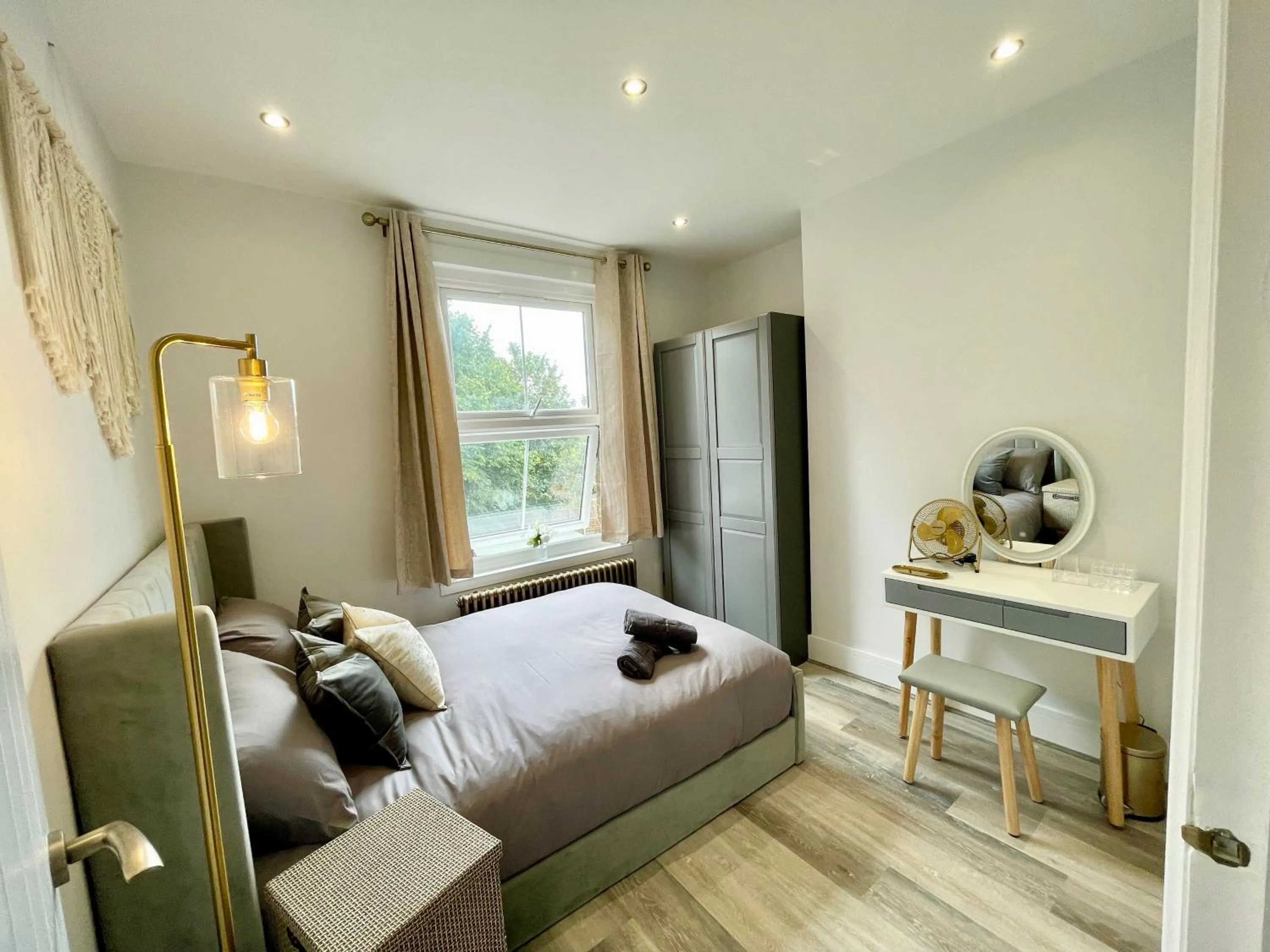 Apartment in Stepney Green