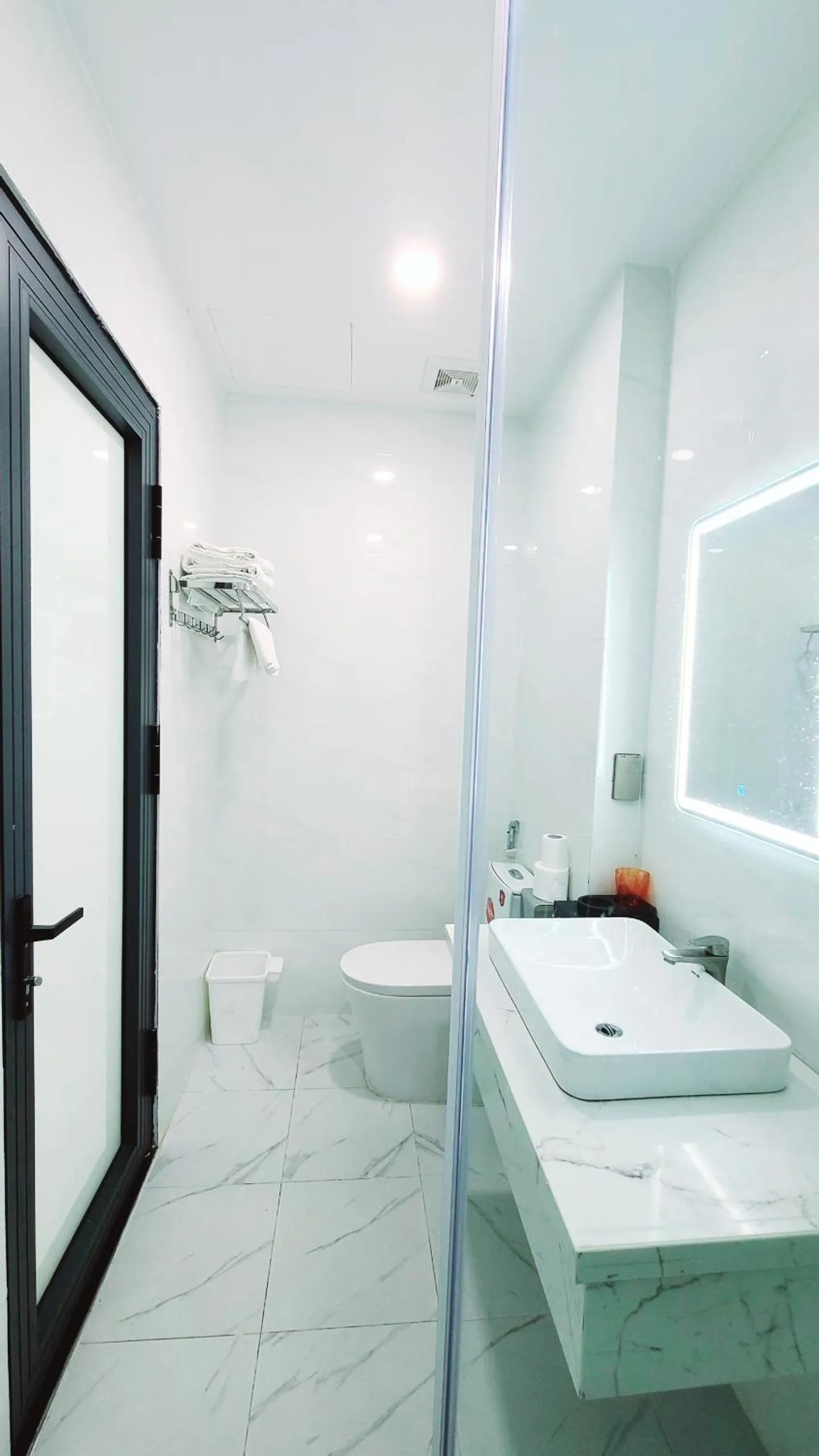 Shower in Xan hotel Phu Quoc