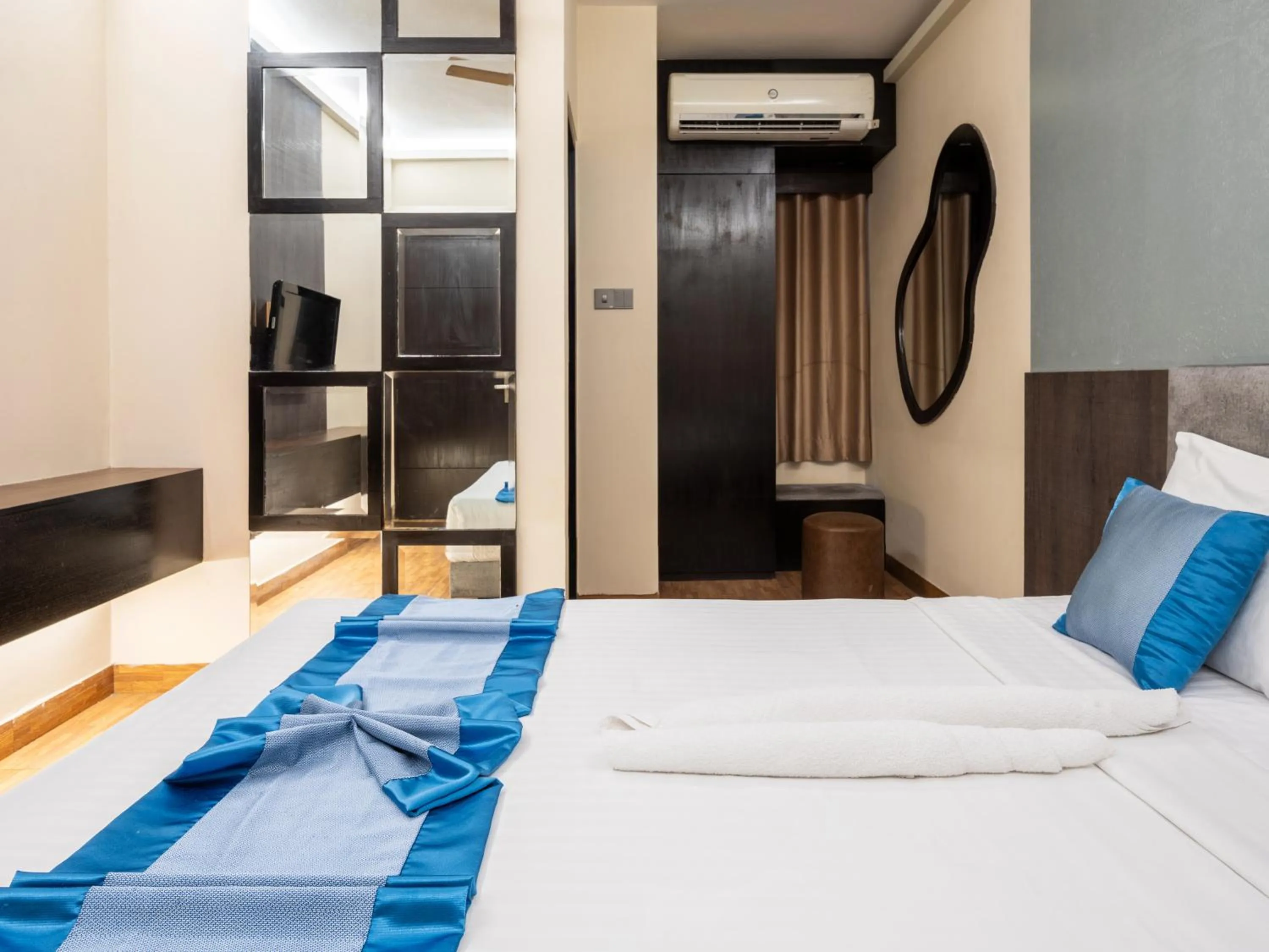 Bed in Resort Atlantis