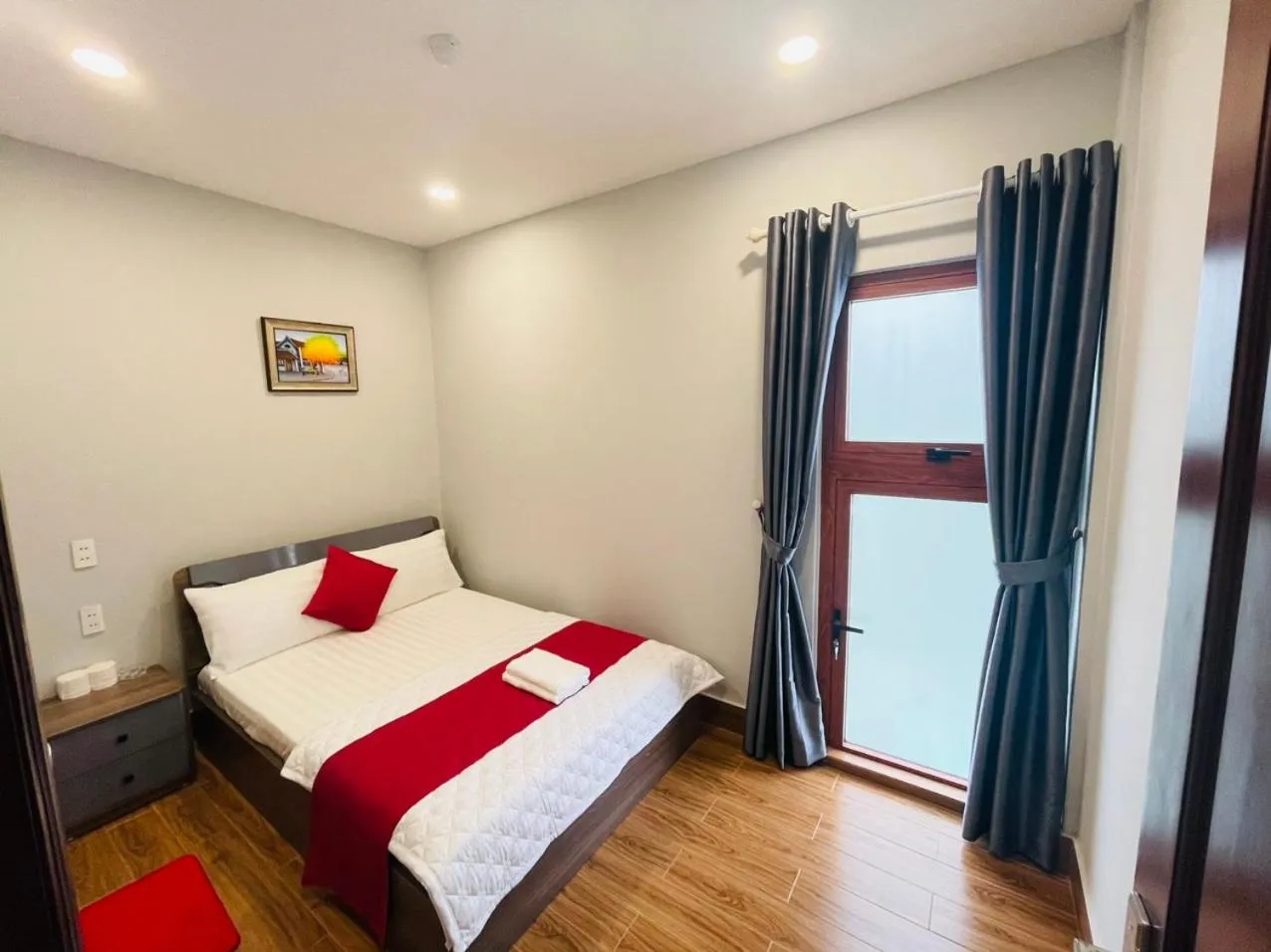 Bed in Phú Gia Hotel