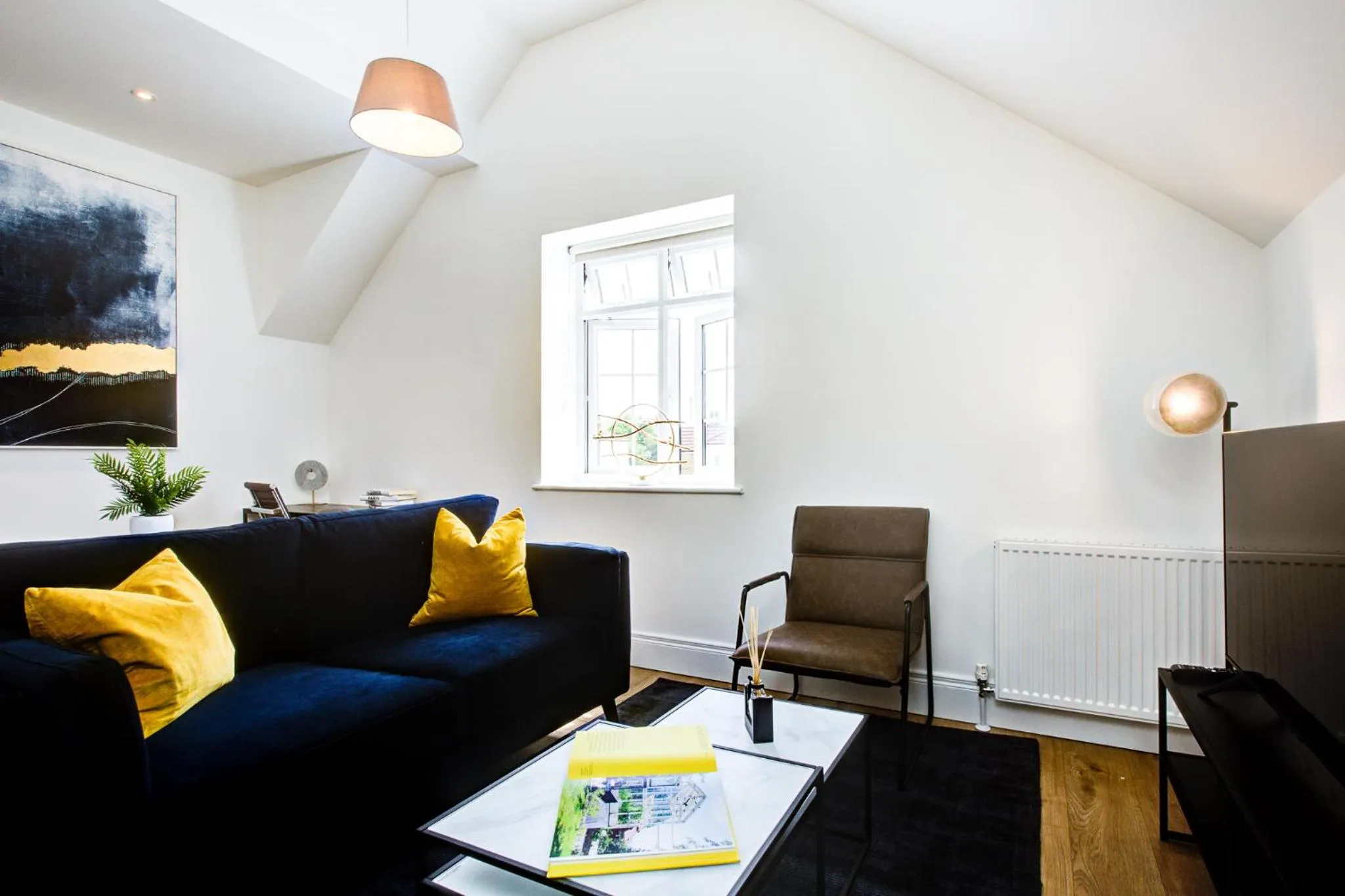 TV and multimedia in Hybrid Resi - London, New Malden near Richmond - Wimbledon