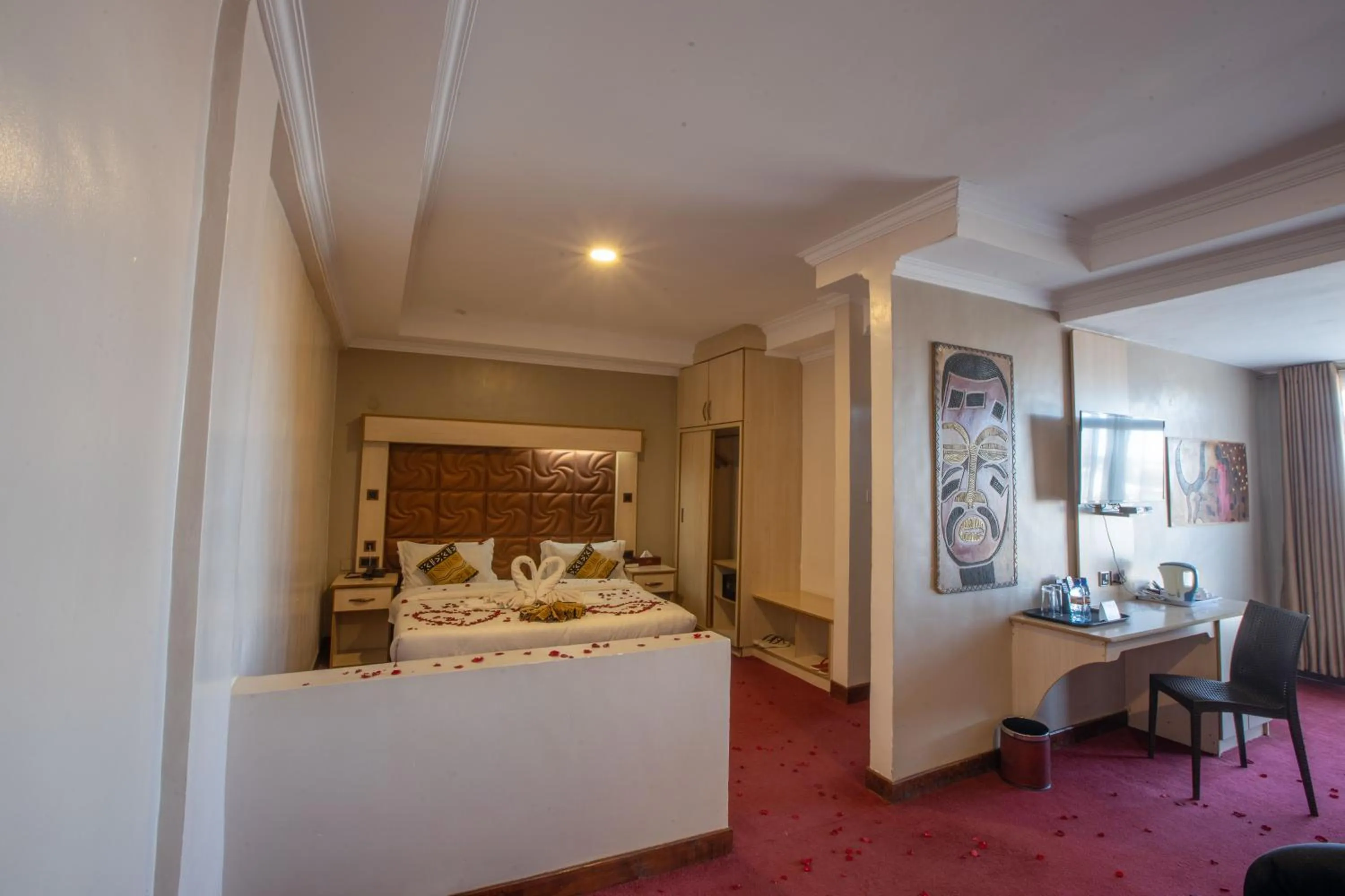 Bed in The Luke Hotel Cravers Thika