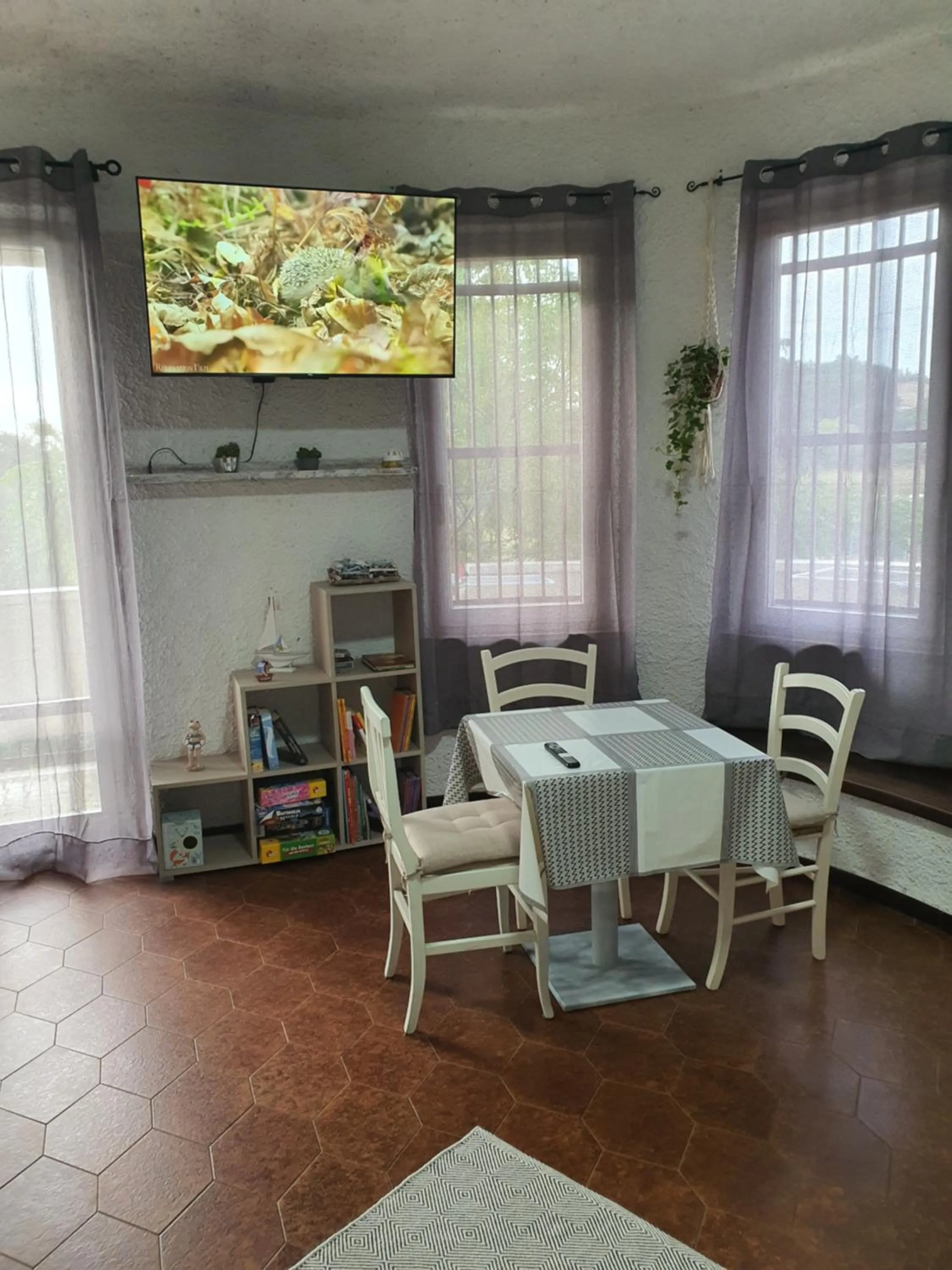 Dining Area in NEL BLU