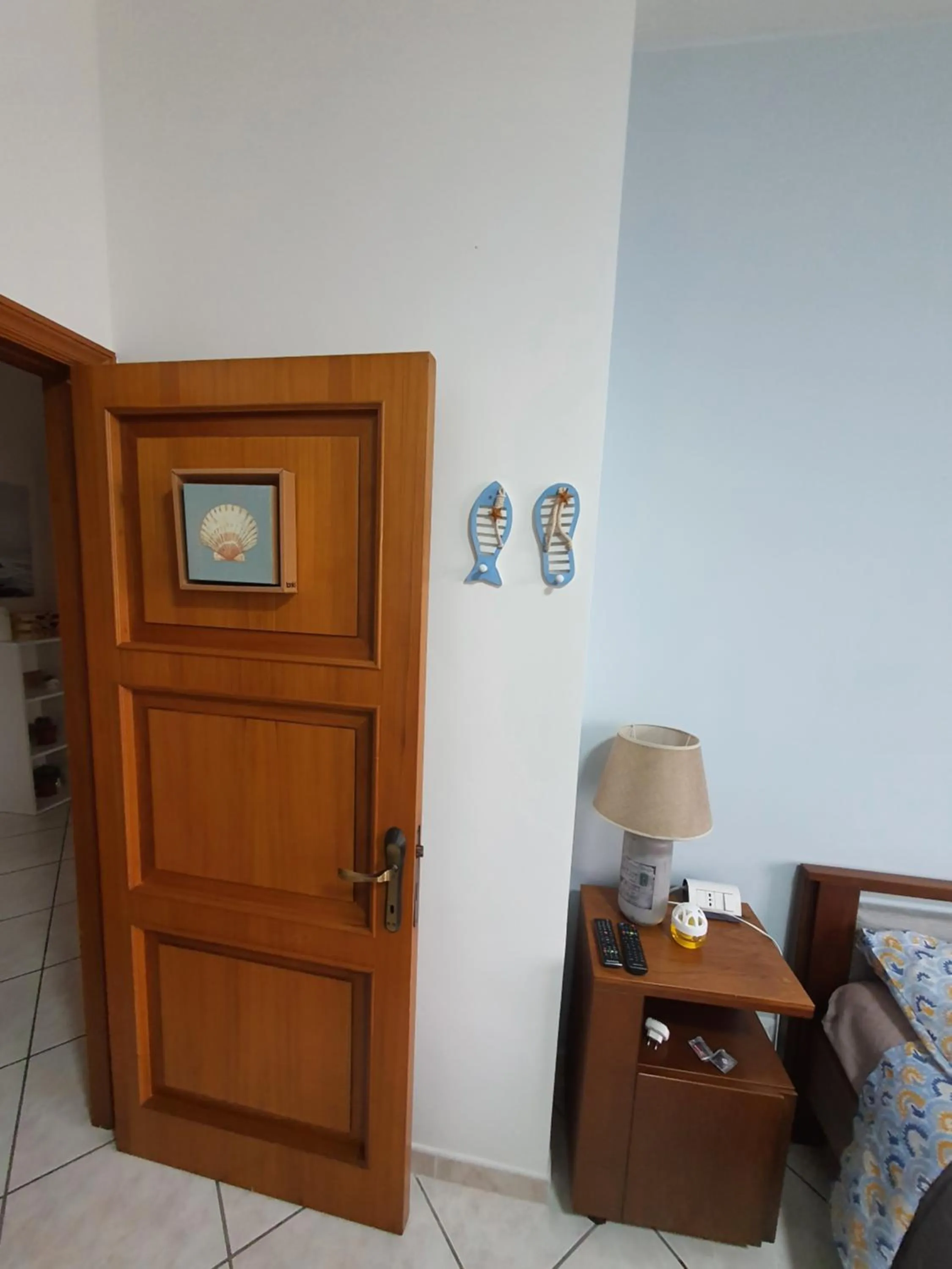 TV/Entertainment Center in NEL BLU