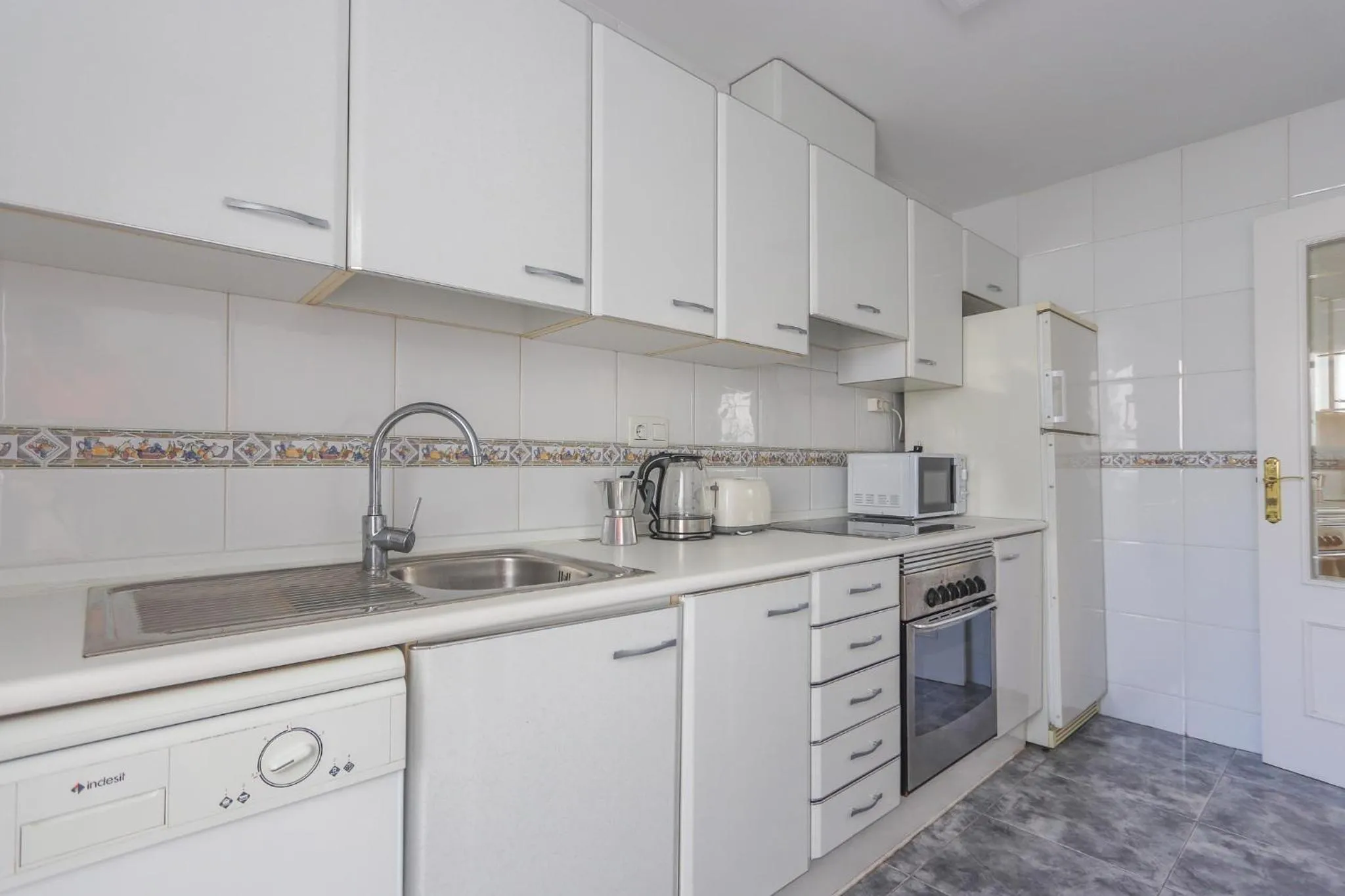 Kitchen or kitchenette in 084 - Isabel La Católica - comfortHOLIDAYS
