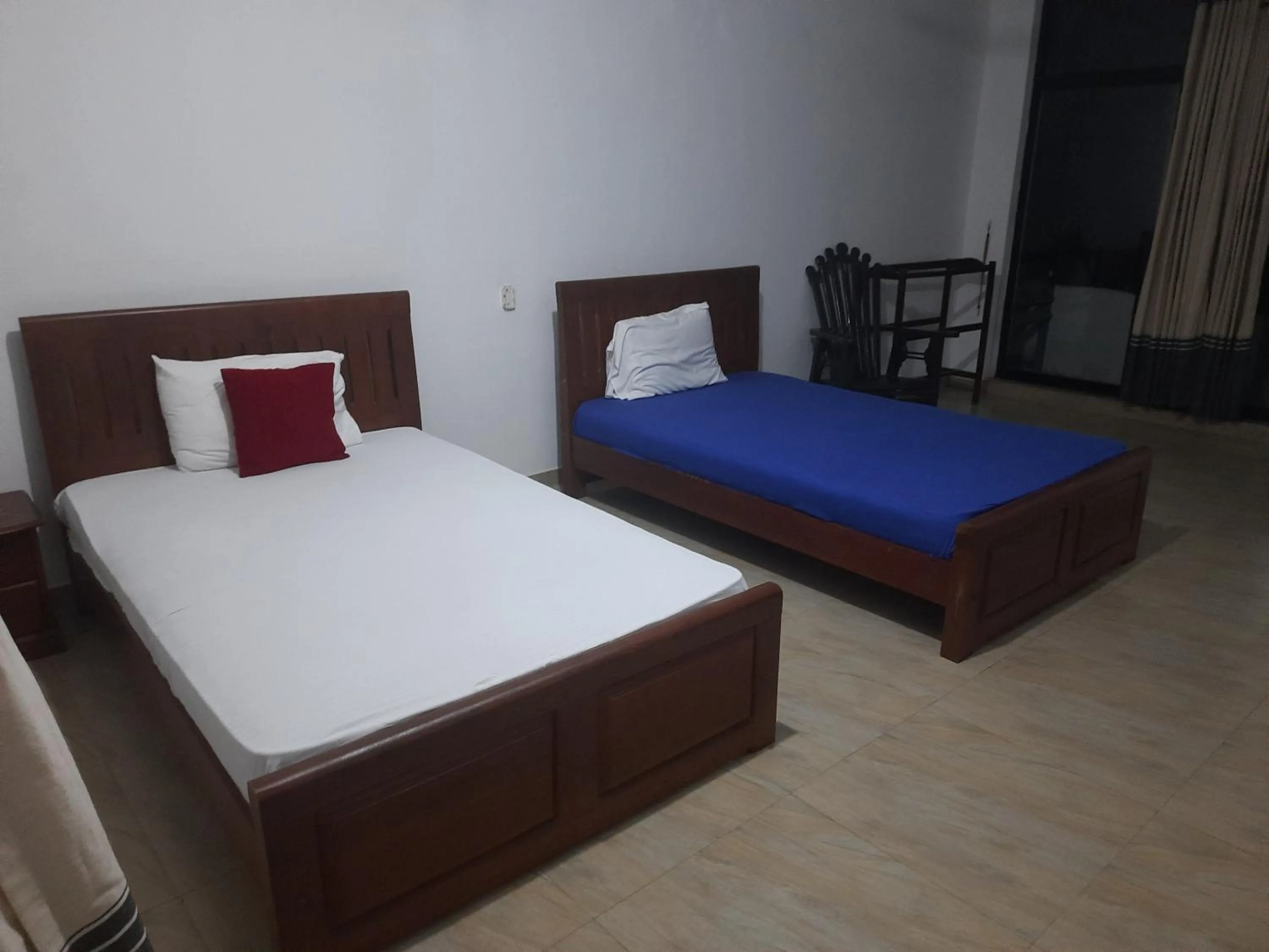 Bed in New Sunrise Hotel