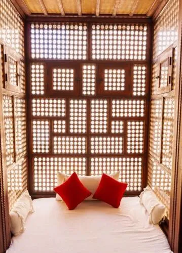 Decorative detail, Bed in Palais Aix Kabaj &Spa