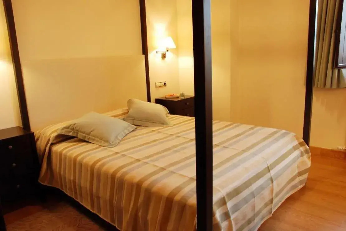 Small Double Room - single occupancy in OLATZEA LANDA HOTELA Small Double Room - single occupancy in OLATZEA LANDA HOTELA