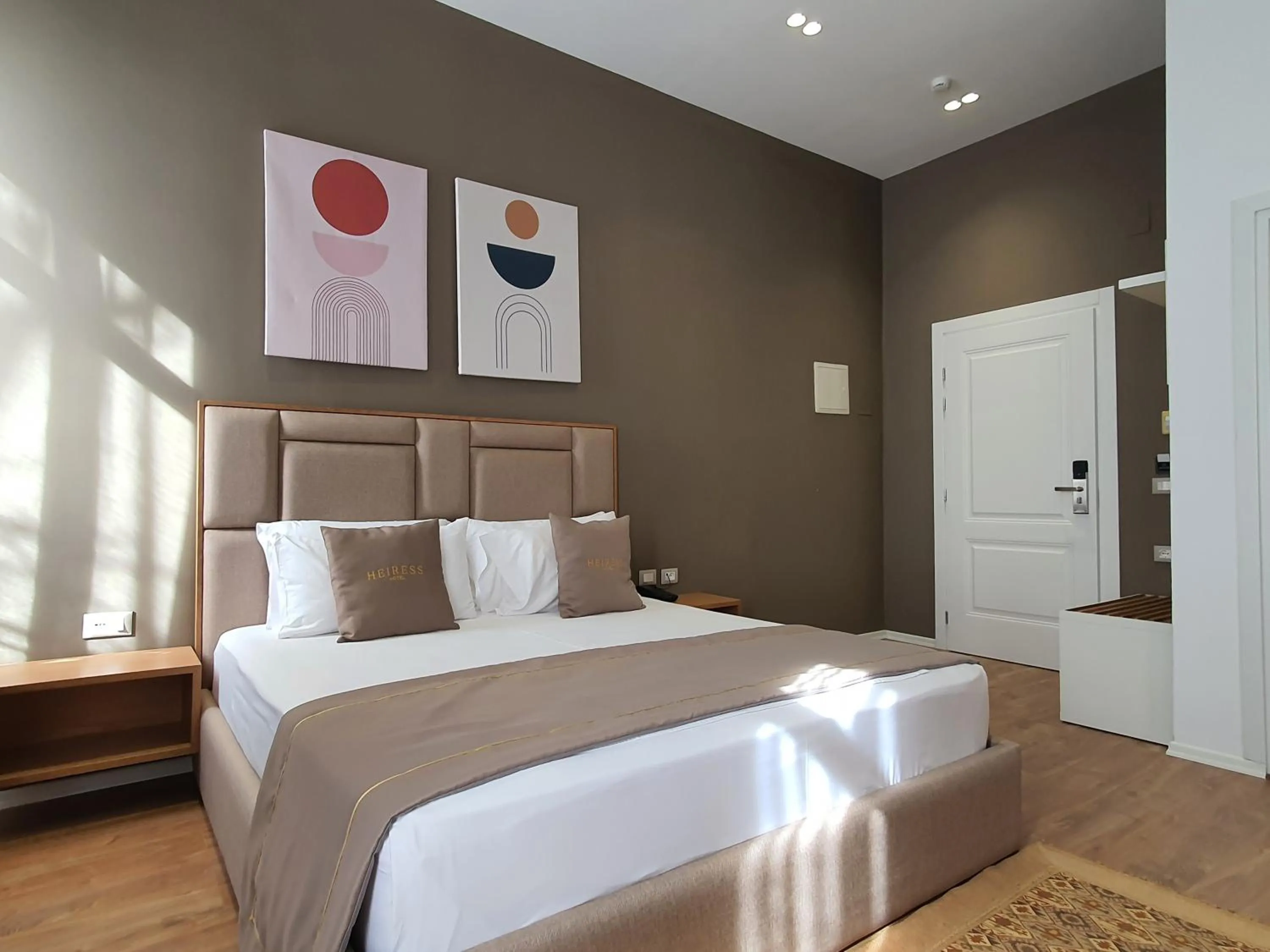 Bed in HEIRESS Hotel