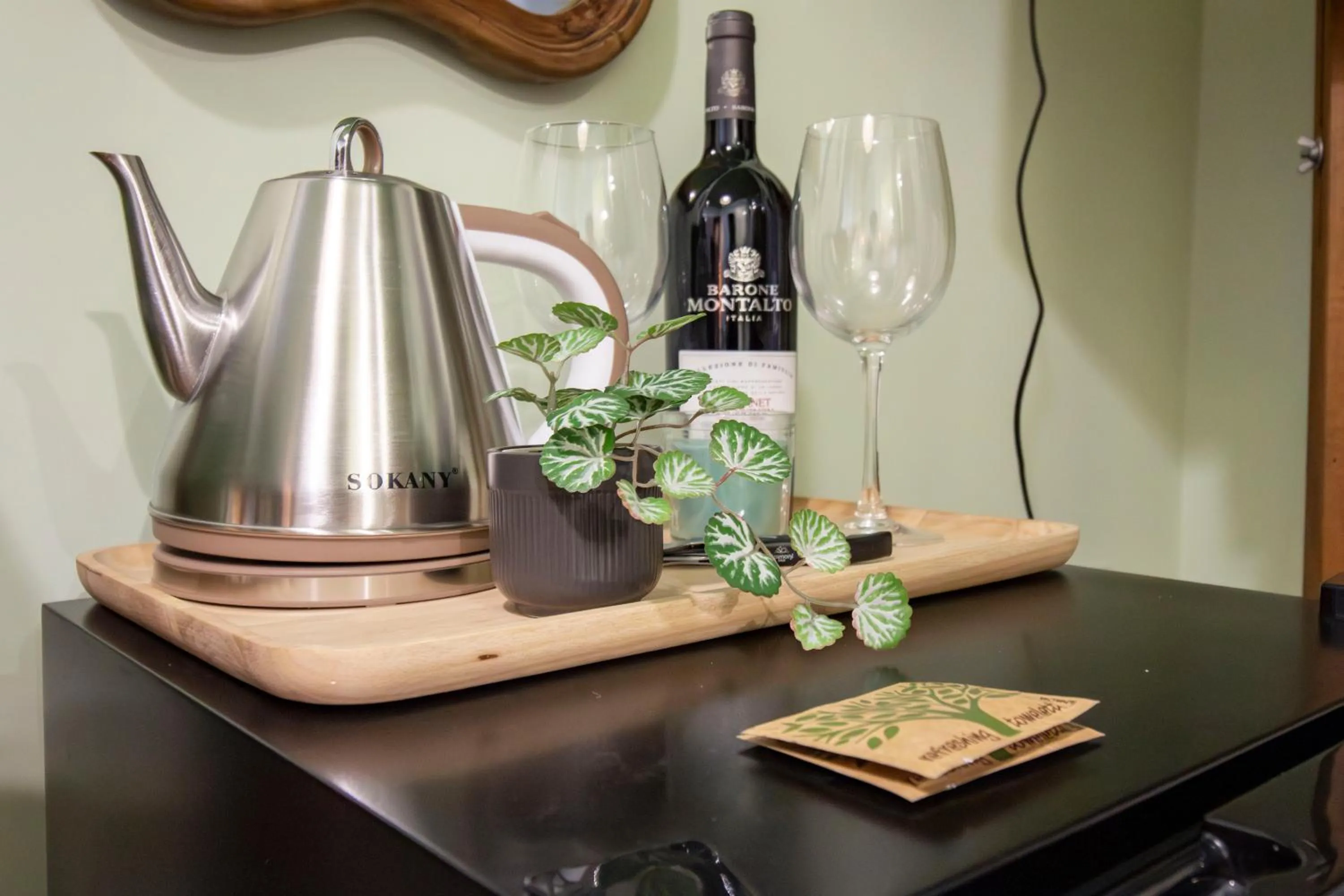 Food and drinks in Epimonì B&B