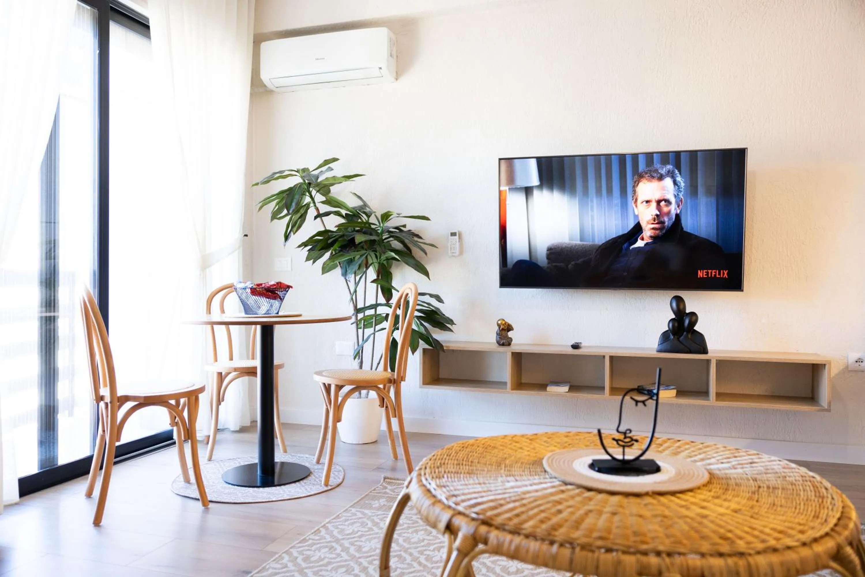 Living room in Boho Central Apartment