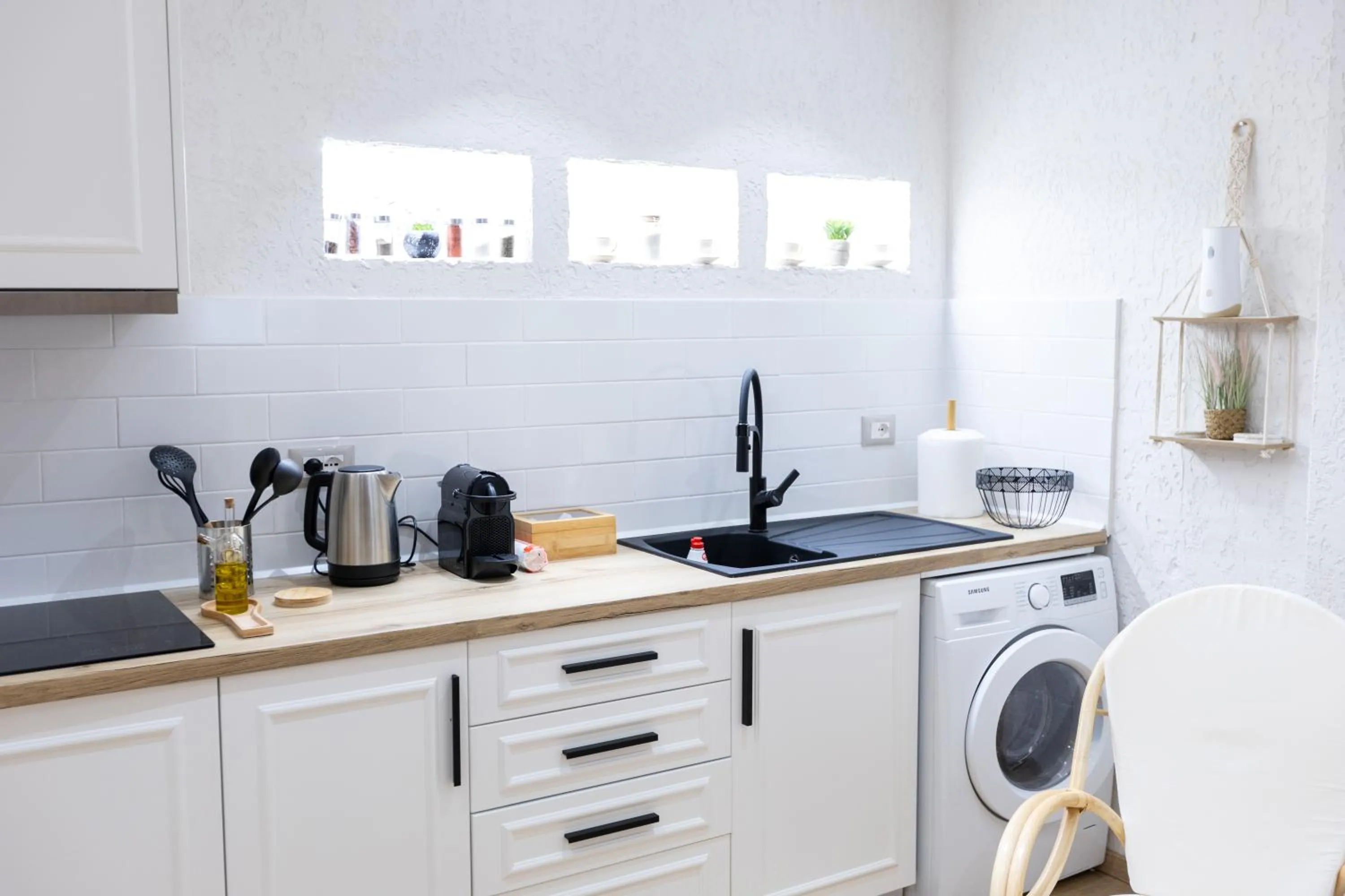 Kitchen or kitchenette in Boho Central Apartment