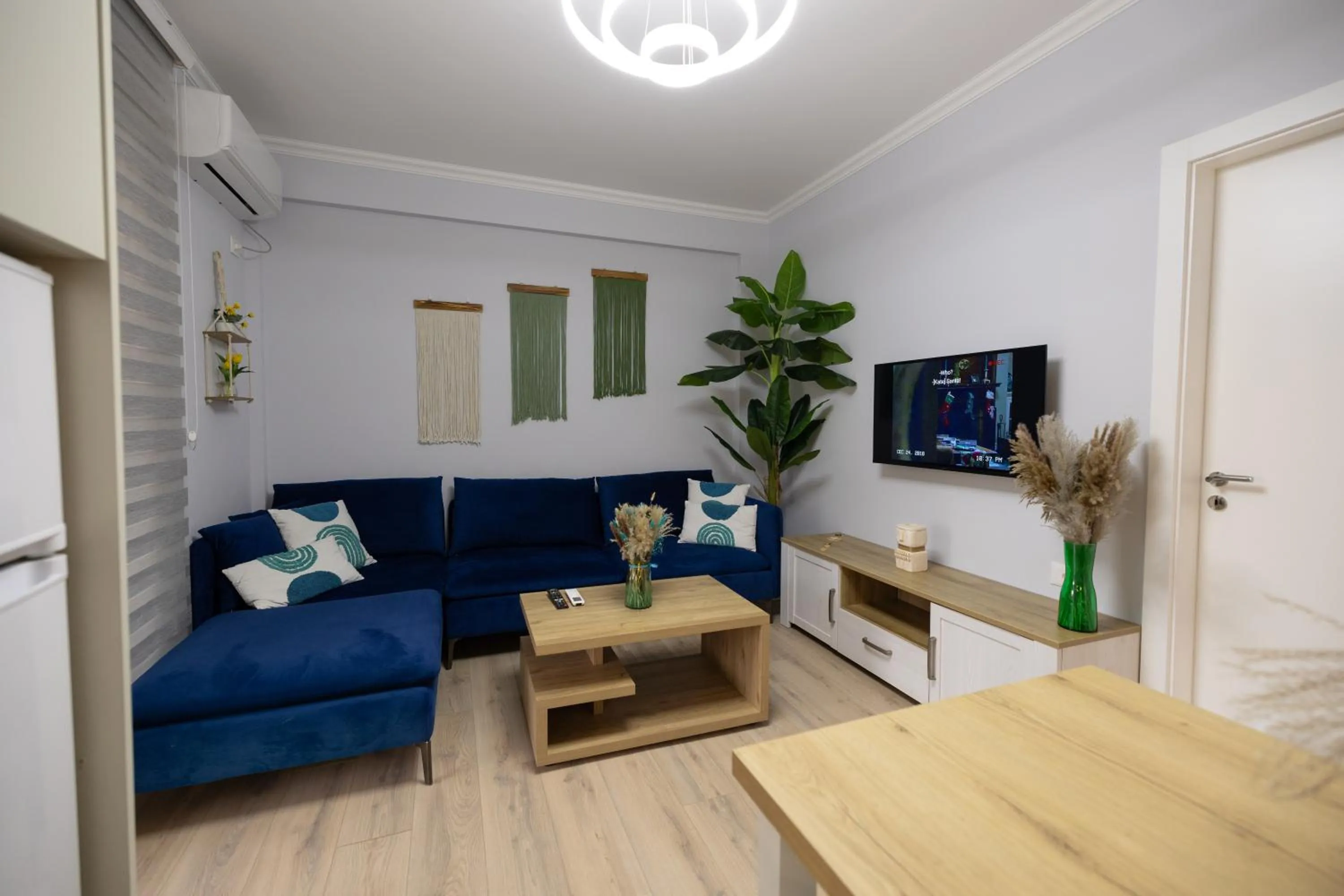 Living room in Boho Central Apartment