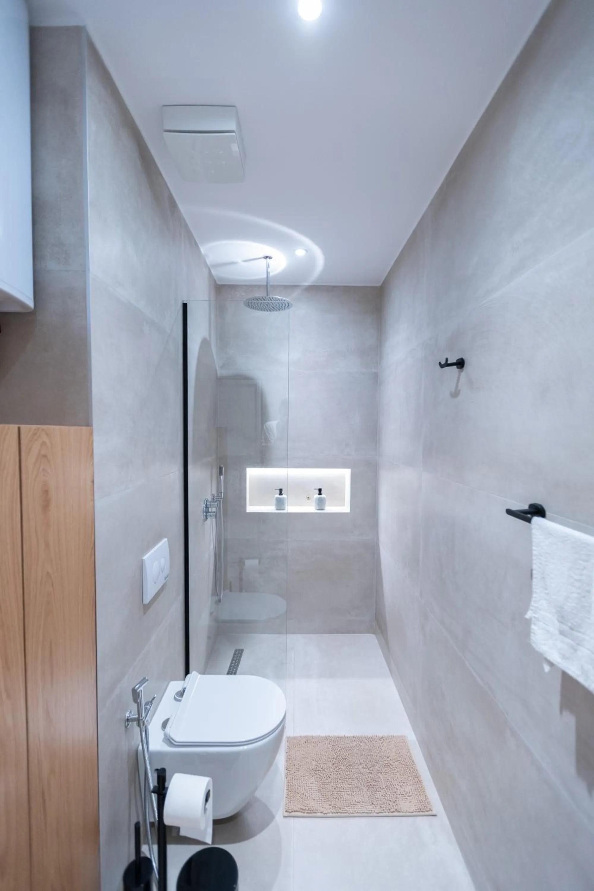 Bathroom in Boho Central Apartment